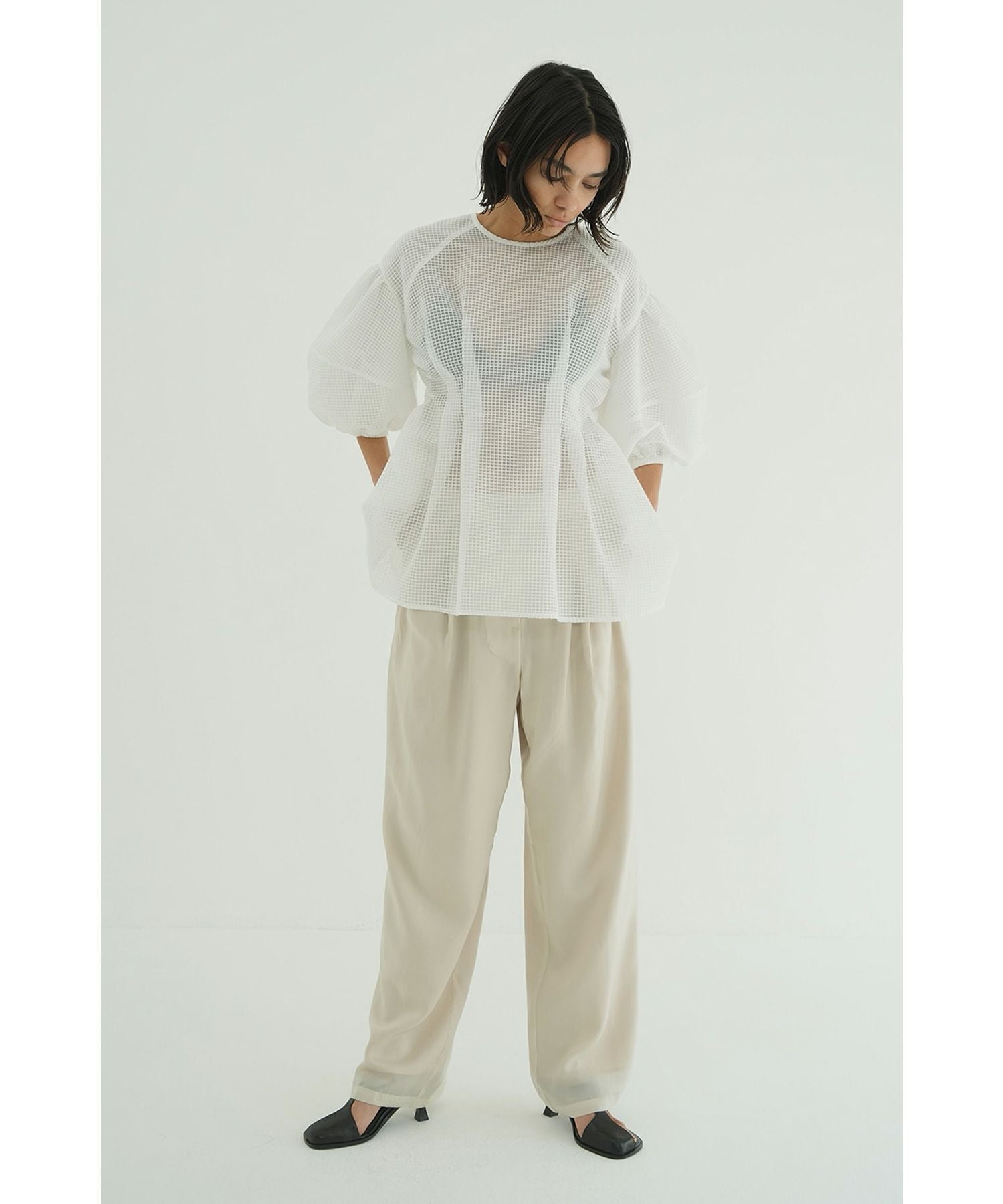 CLANE(クラネ)】 SHEER PLAID VOLUME SLEEVE TOPS｜PARIGOT ONLINE