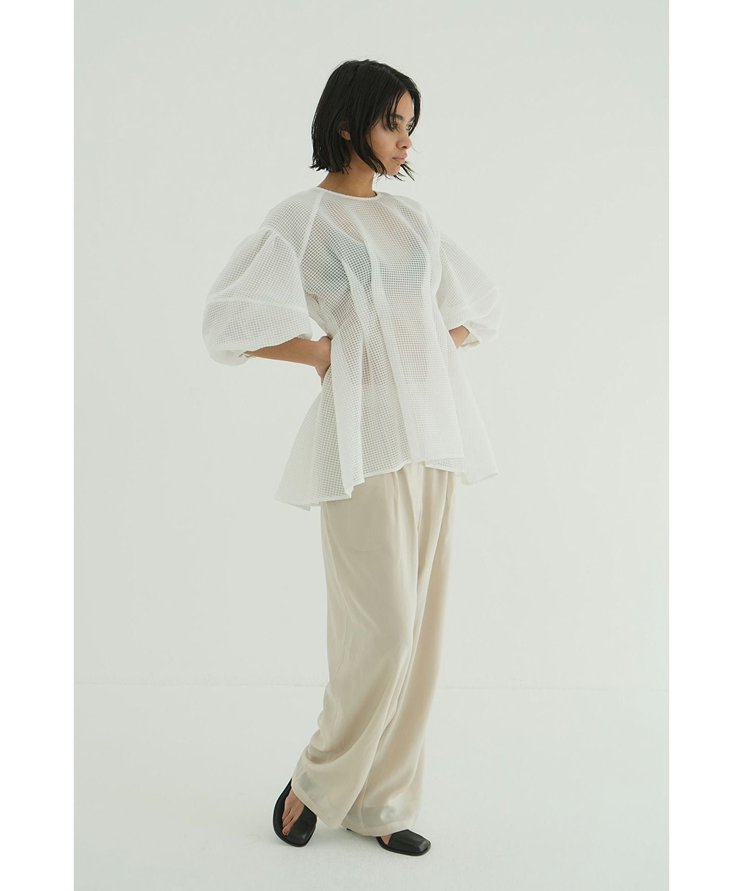 CLANE(クラネ)】 SHEER PLAID VOLUME SLEEVE TOPS｜PARIGOT ONLINE