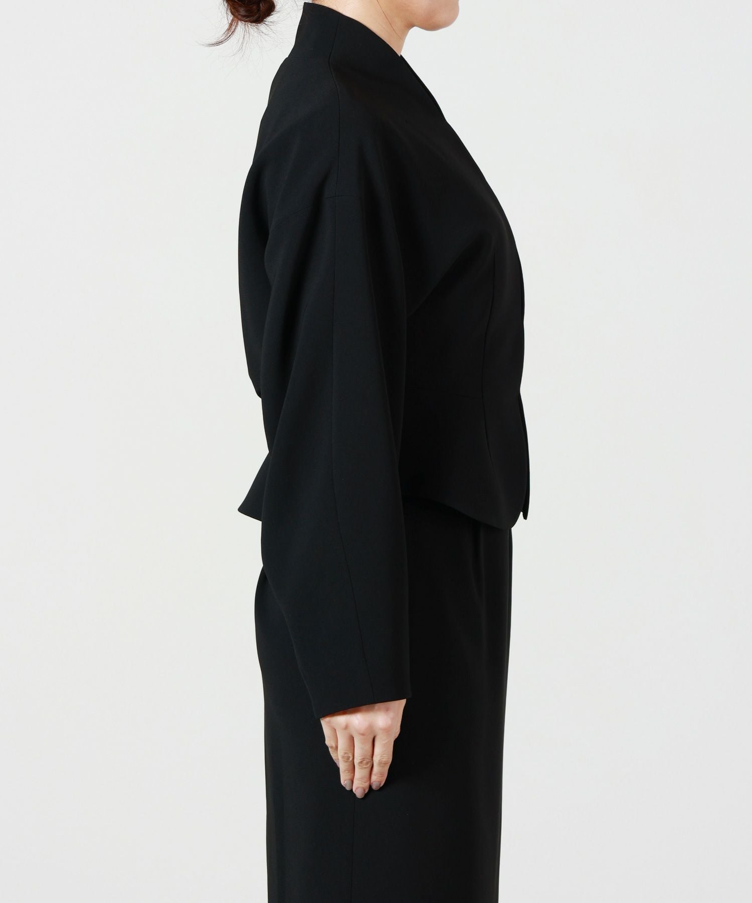Mame Kurogouchi(マメ クロゴウチ)】 Acetate Polyester Collarless