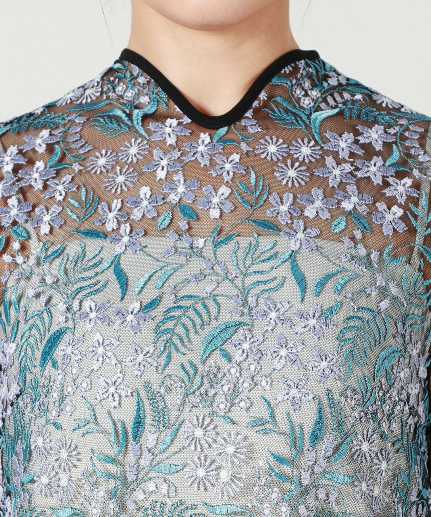 Mame Kurogouchi(マメ クロゴウチ)】 Floral Lace French Sleeve Top