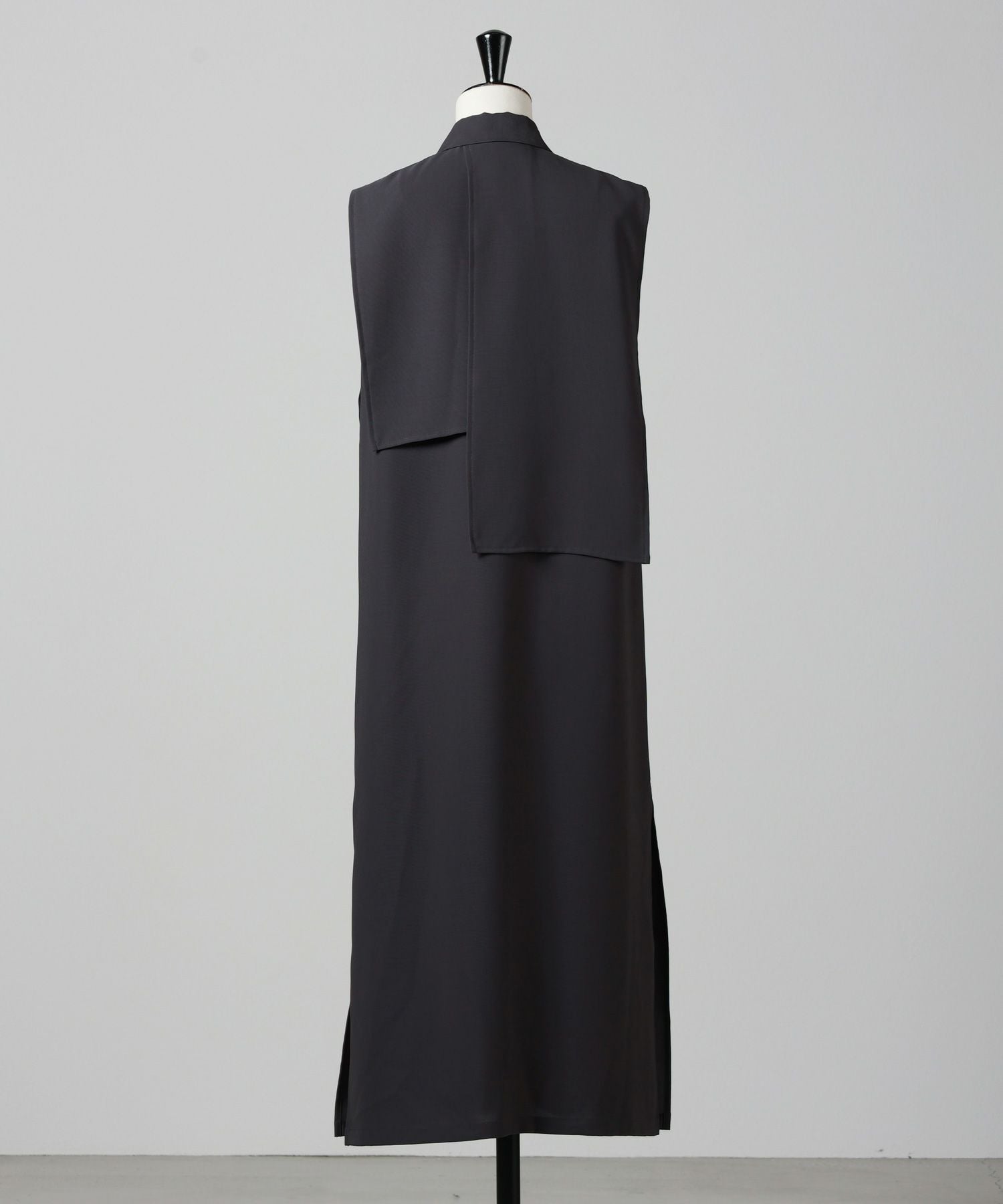ENFOLD(エンフォルド)】 NO-SLEEVES LONG SHIRT｜PARIGOT ONLINE