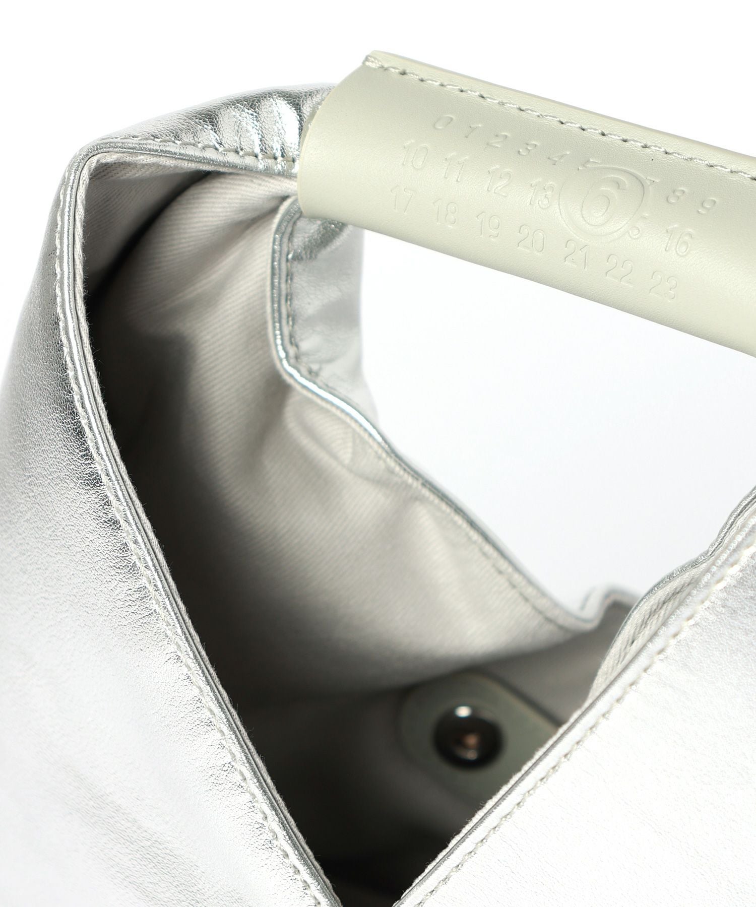 MM6 Maison Margiela(エムエムシックス メゾン マルジェラ)】 Japanese