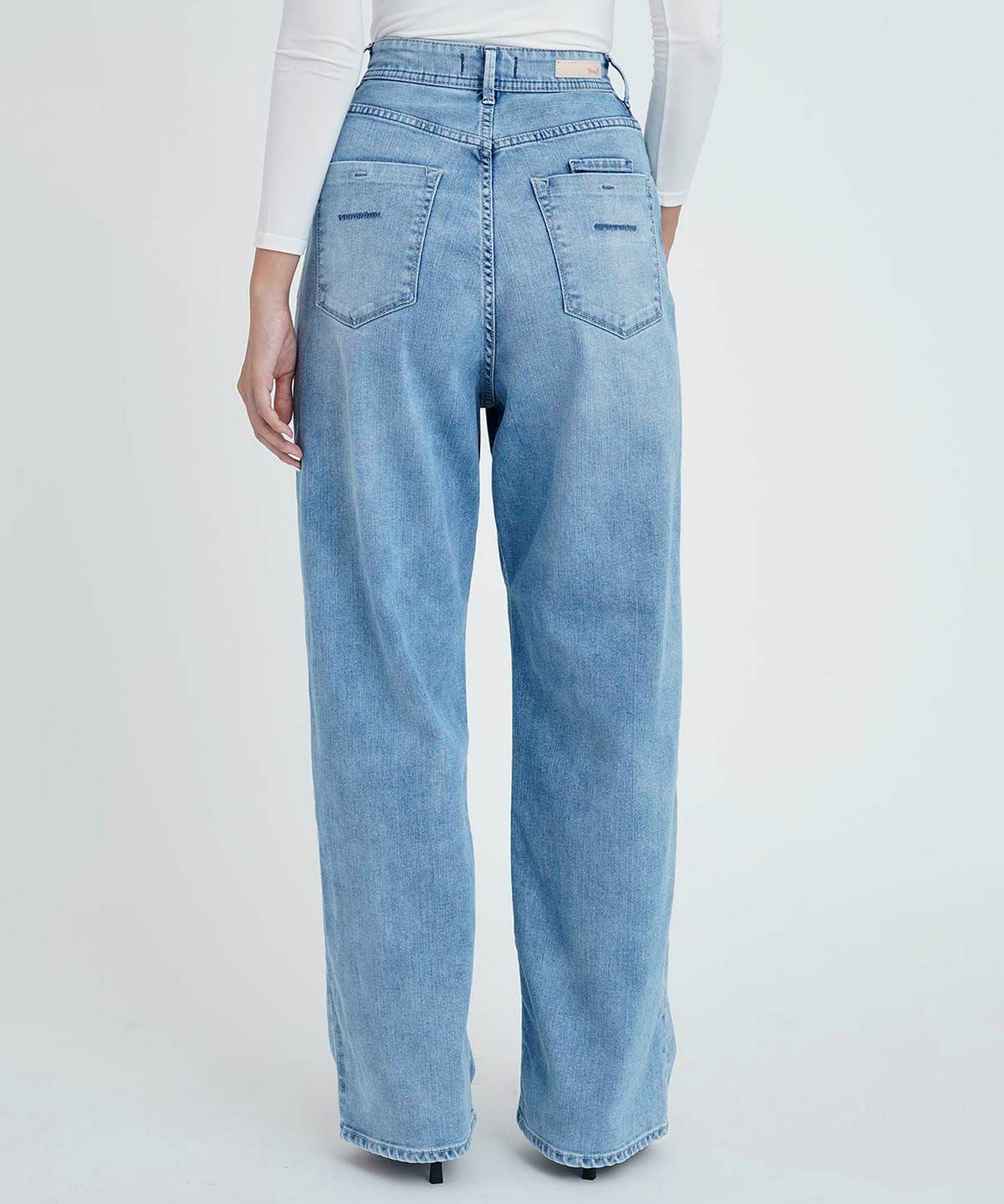 YANUK(ヤヌーク)】 Really Light ルーズストレートJOAN｜PARIGOT