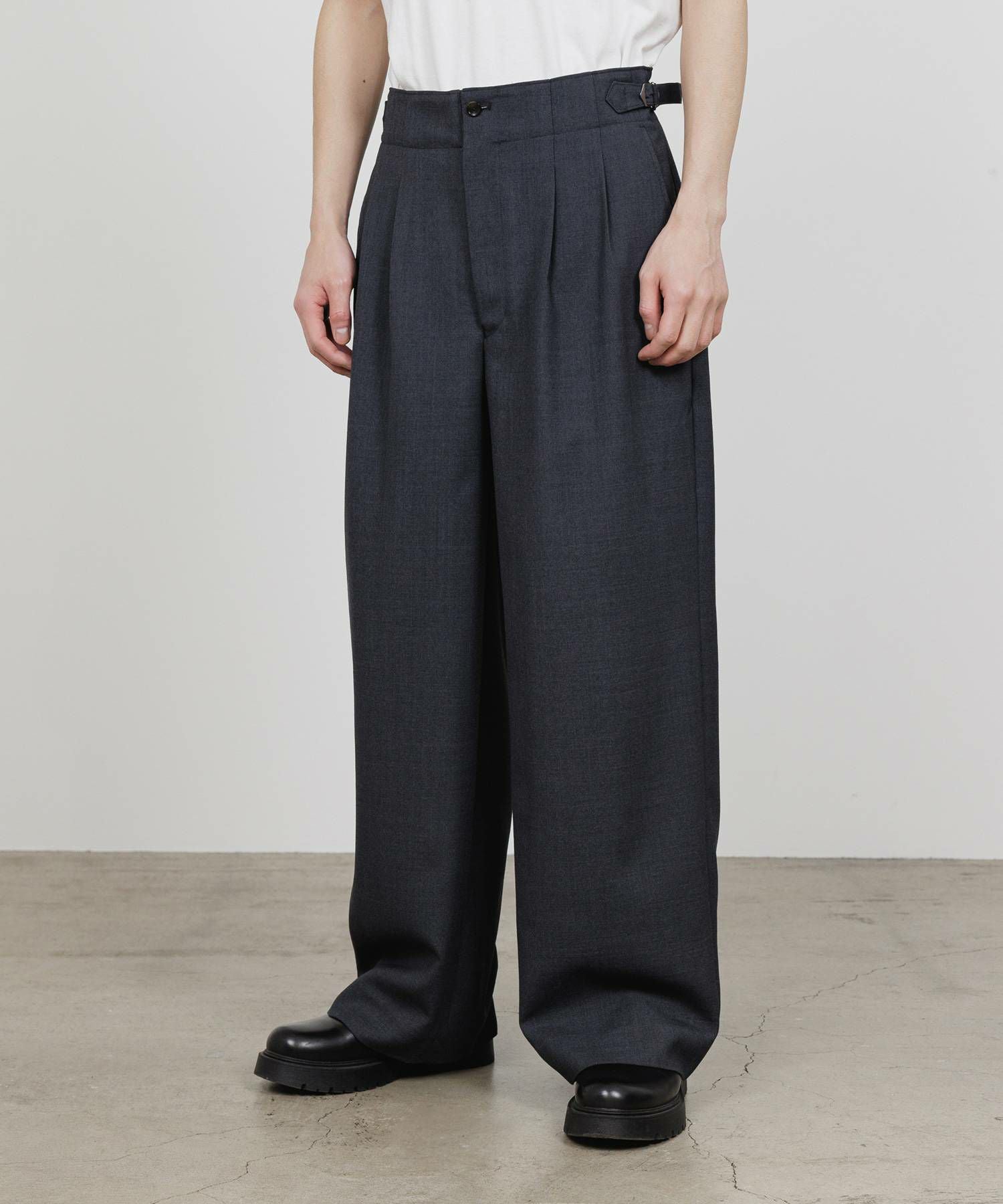 marka(マーカ)】 TWO TUCK MILITARY TROUSERS｜PARIGOT ONLINE（パリゴ