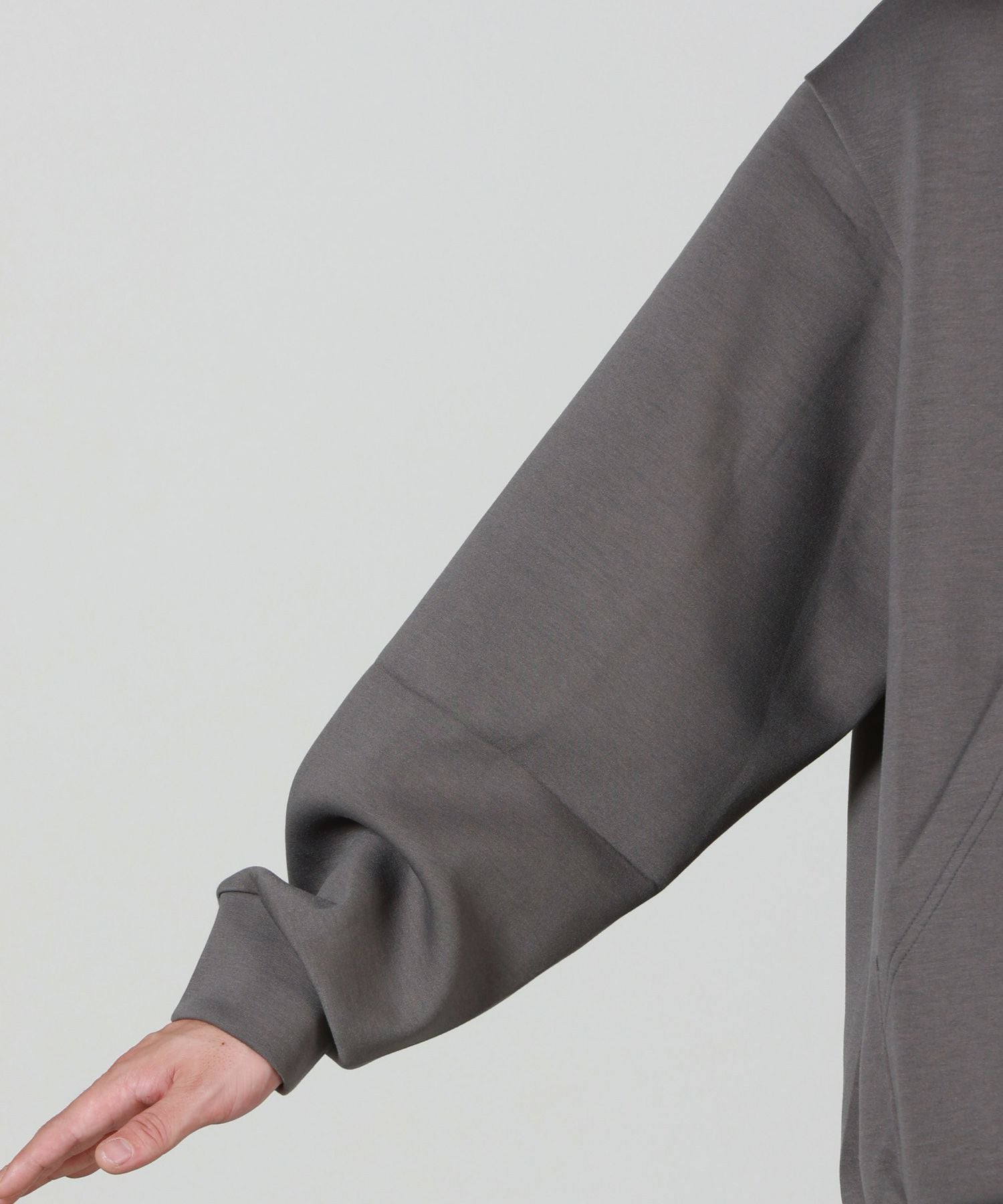 CULLNI(クルニ)】 CULLNI Logo Embroidery Hoodie｜PARIGOT ONLINE