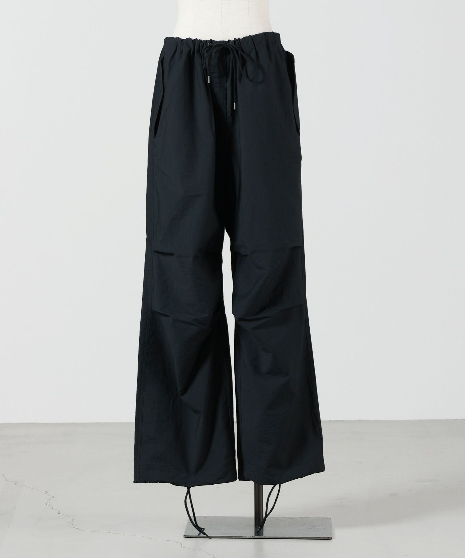 Acne Studios(アクネストゥディオズ)】 リラックスフィット トラウザー