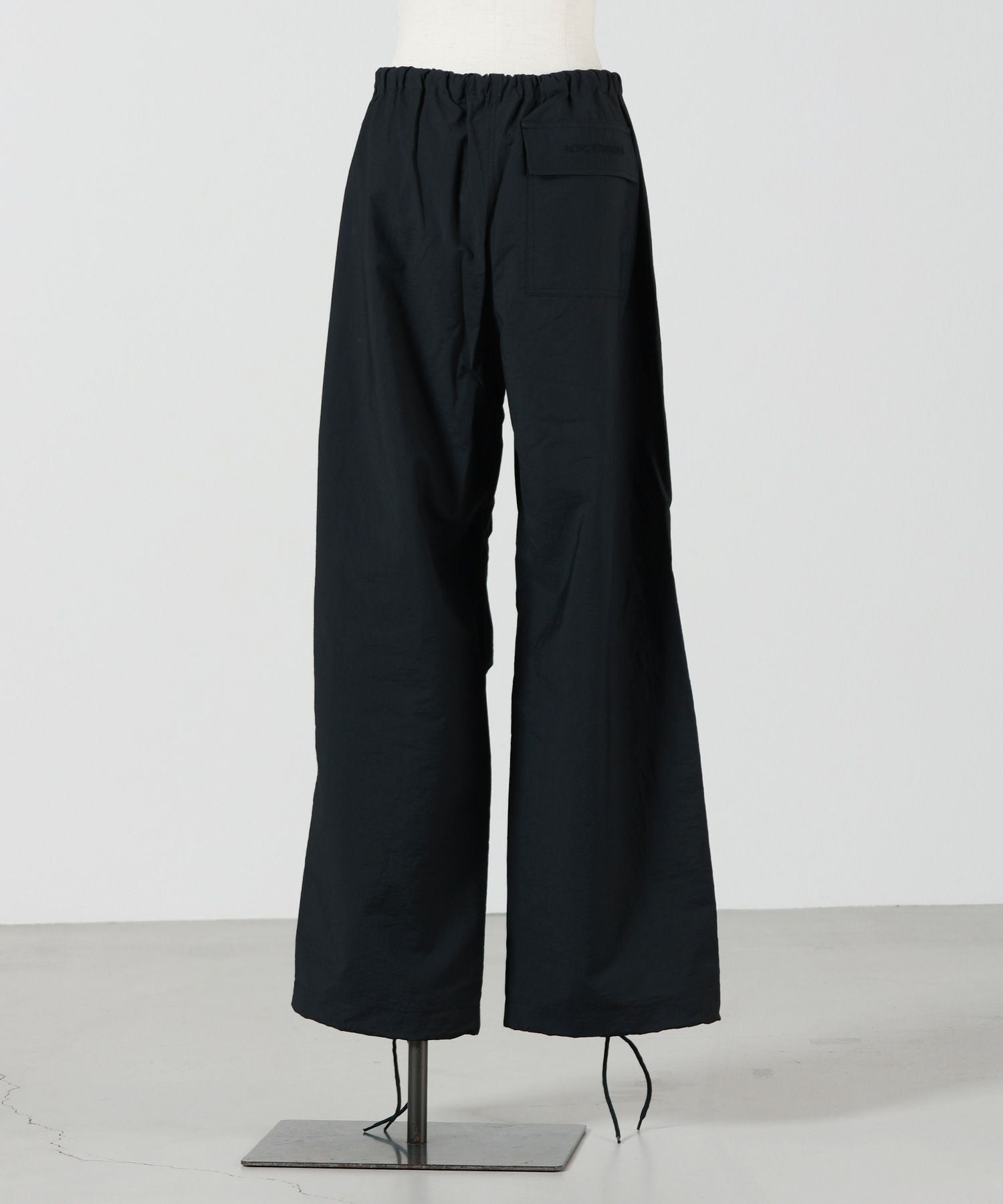 Acne Studios(アクネストゥディオズ)】 リラックスフィット トラウザー