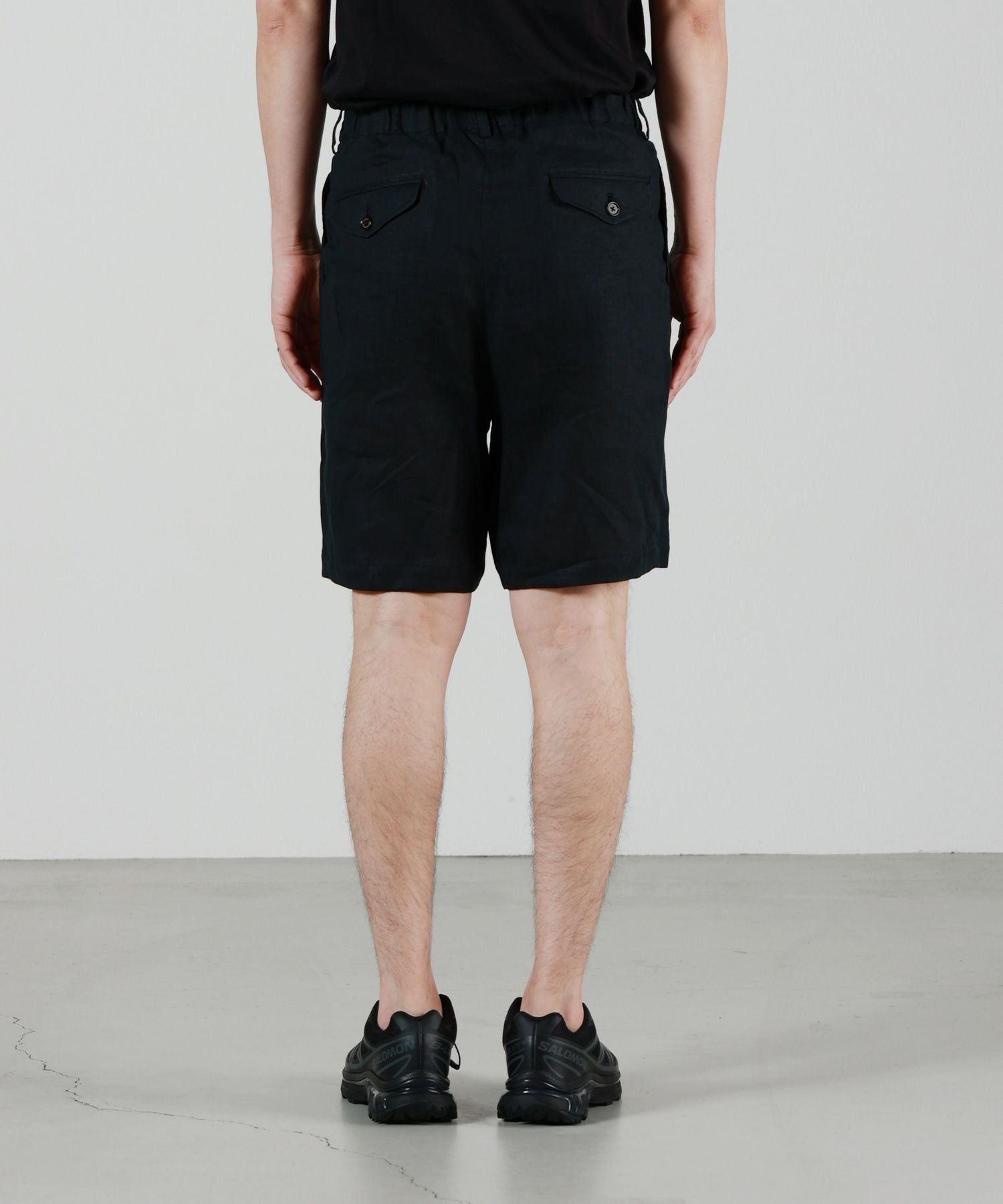 MARKAWARE(マーカウェア)】 HEMP SHIRTING CLASSIC FIT SHORTS