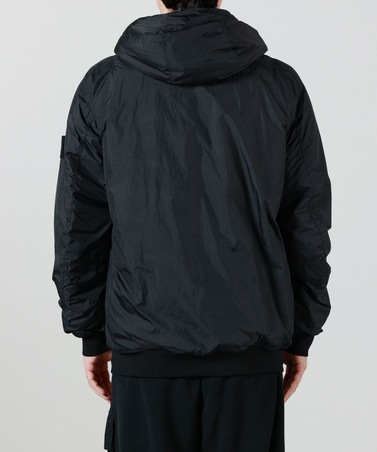 STONE ISLAND(ストーンアイランド)】 RECYCLED NYLON ジャケット