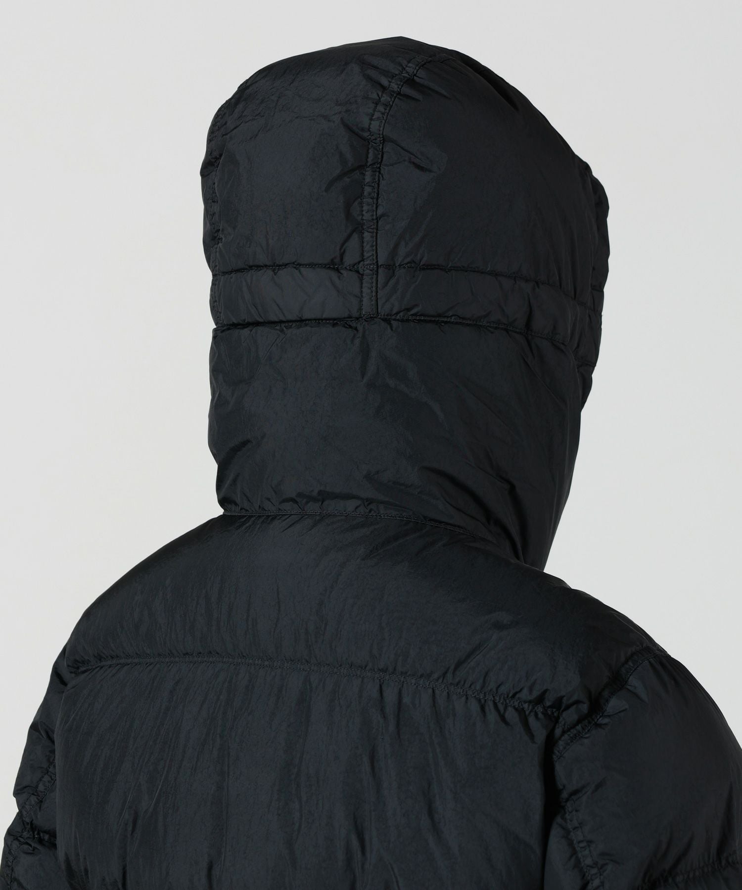 STONE ISLAND(ストーンアイランド)】 RECYCLED NYLON ジャケット