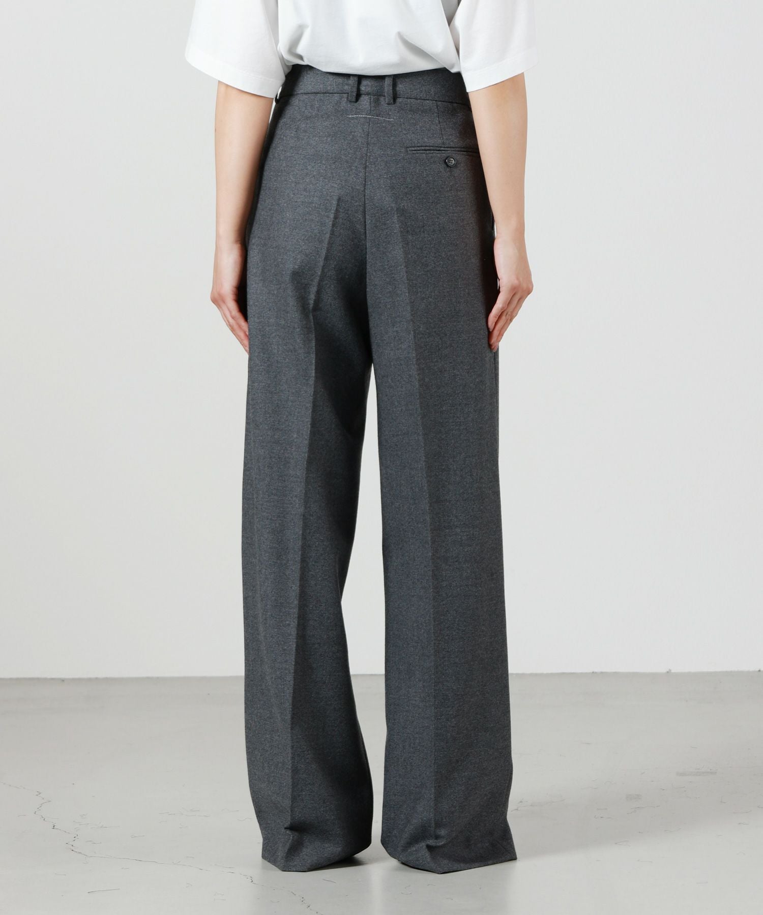 MM6 Maison Margiela(エムエムシックス メゾン マルジェラ)】 プリーツ