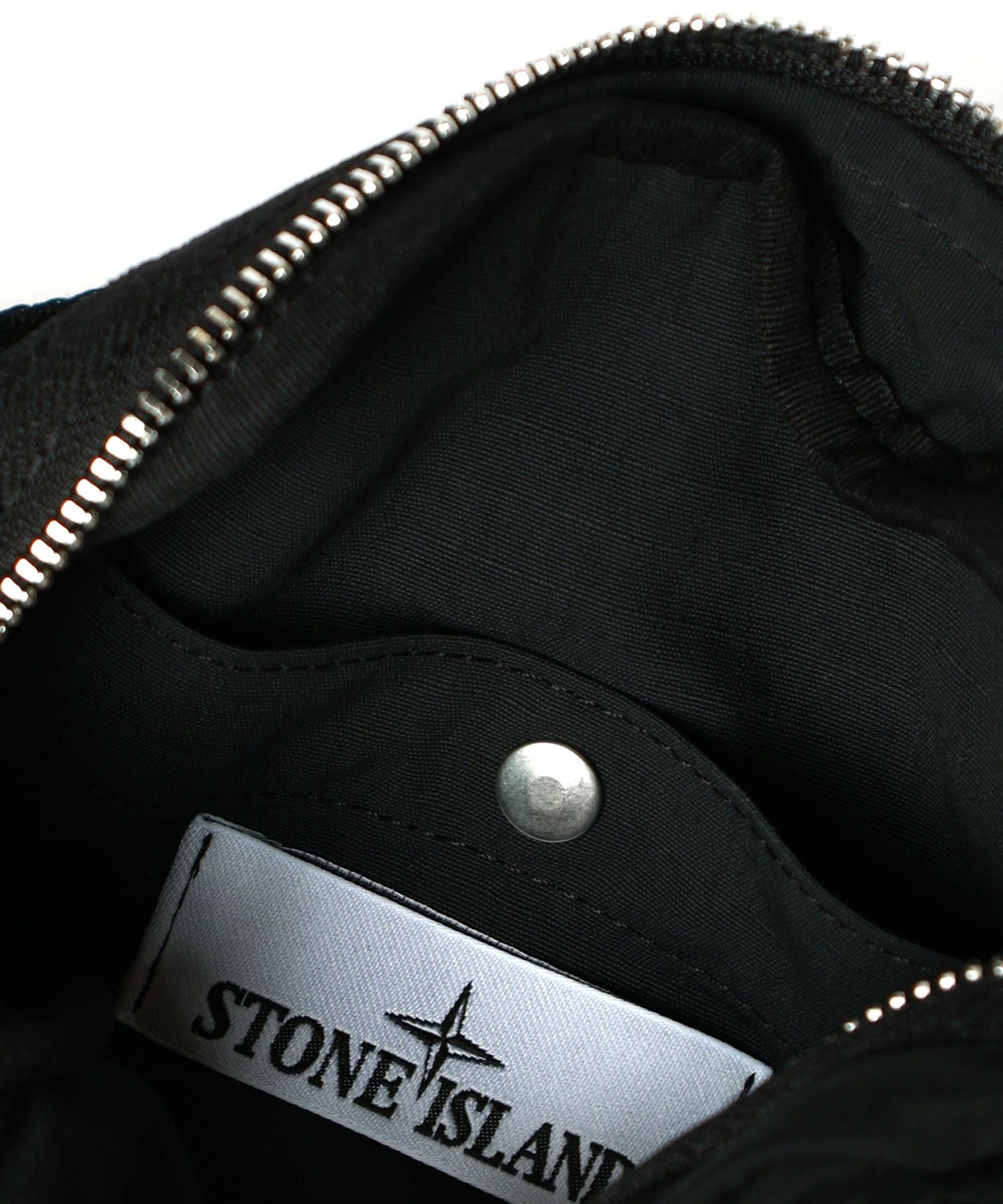 STONE ISLAND(ストーンアイランド)】 ポーチバッグ フロントポケット