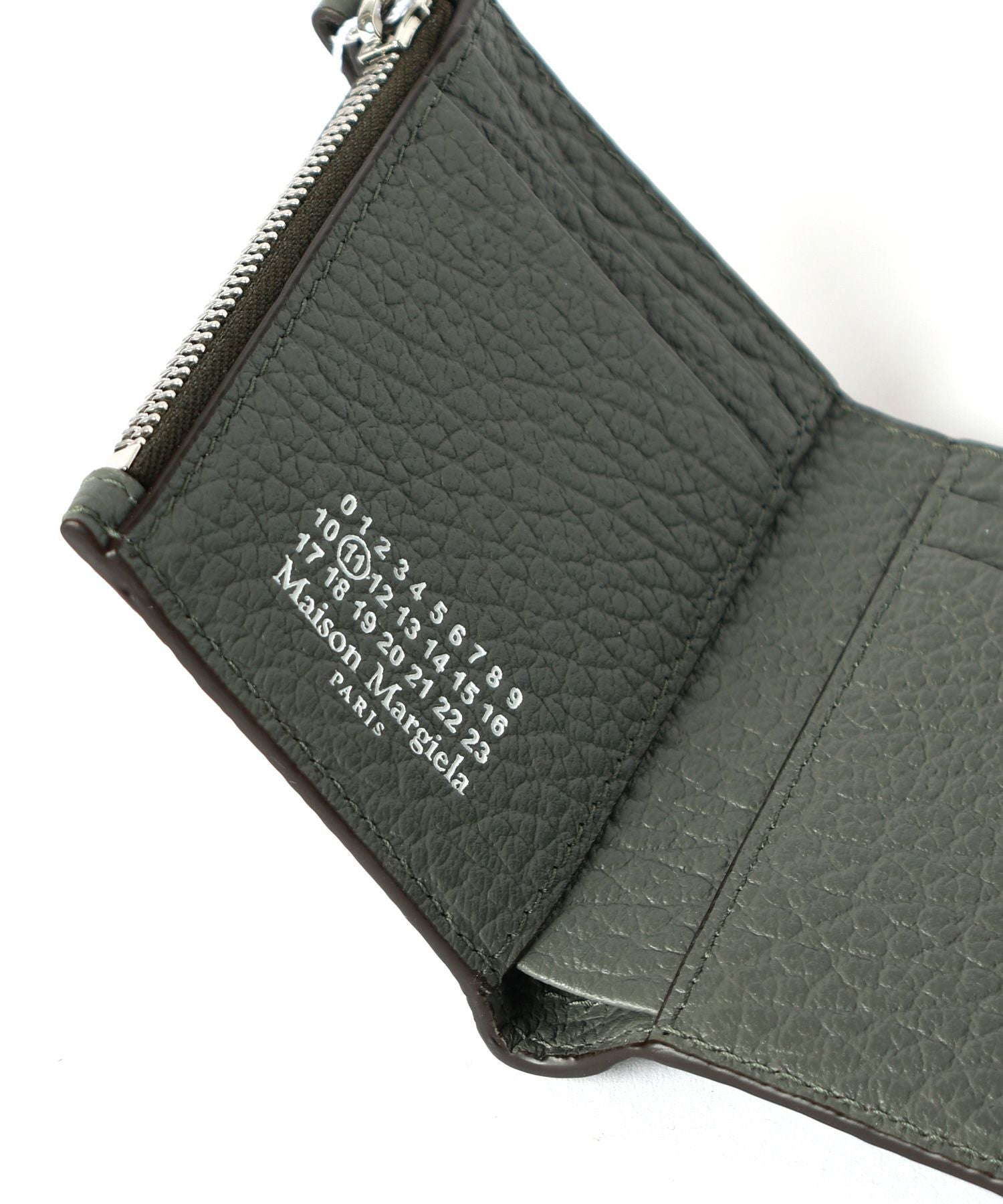 Maison Margiela(メゾンマルジェラ)】 WALLET CLIP 3 WITH ZIP