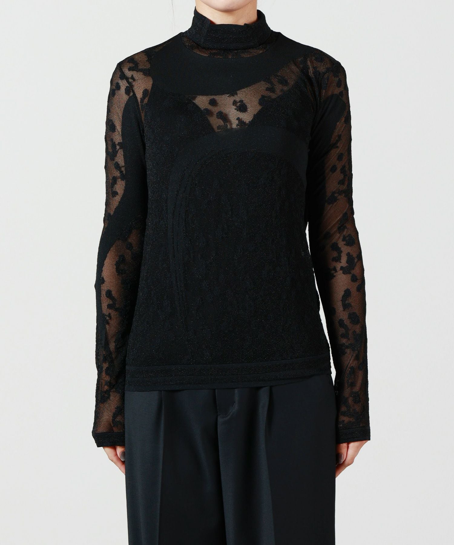 Mame Kurogouchi(マメ クロゴウチ)】 Knitted High Neck Top｜PARIGOT