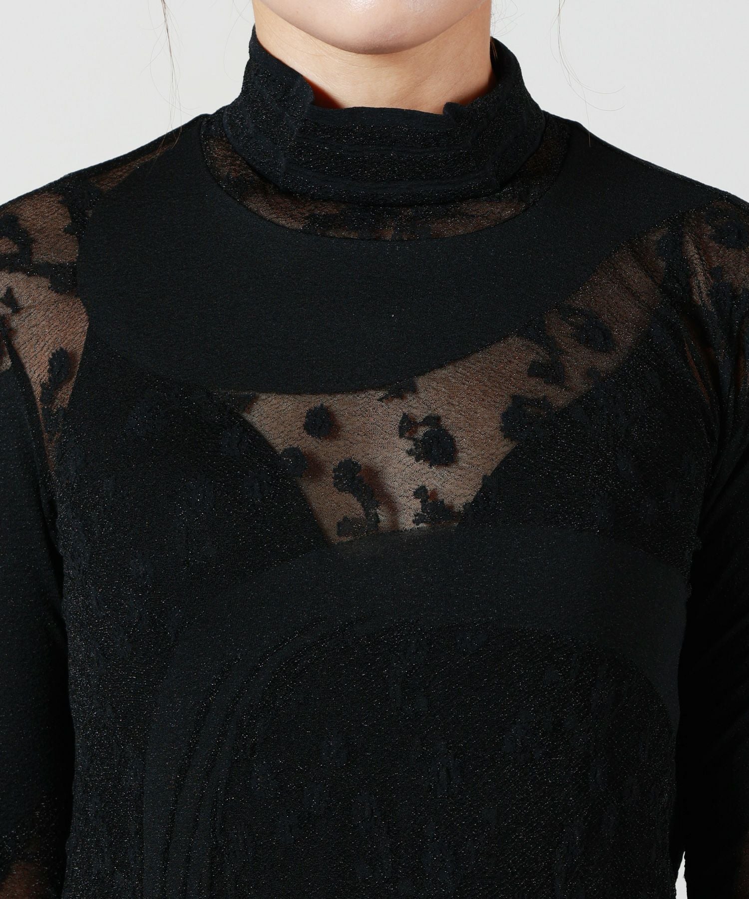 Mame Kurogouchi(マメ クロゴウチ)】 Knitted High Neck Top｜PARIGOT