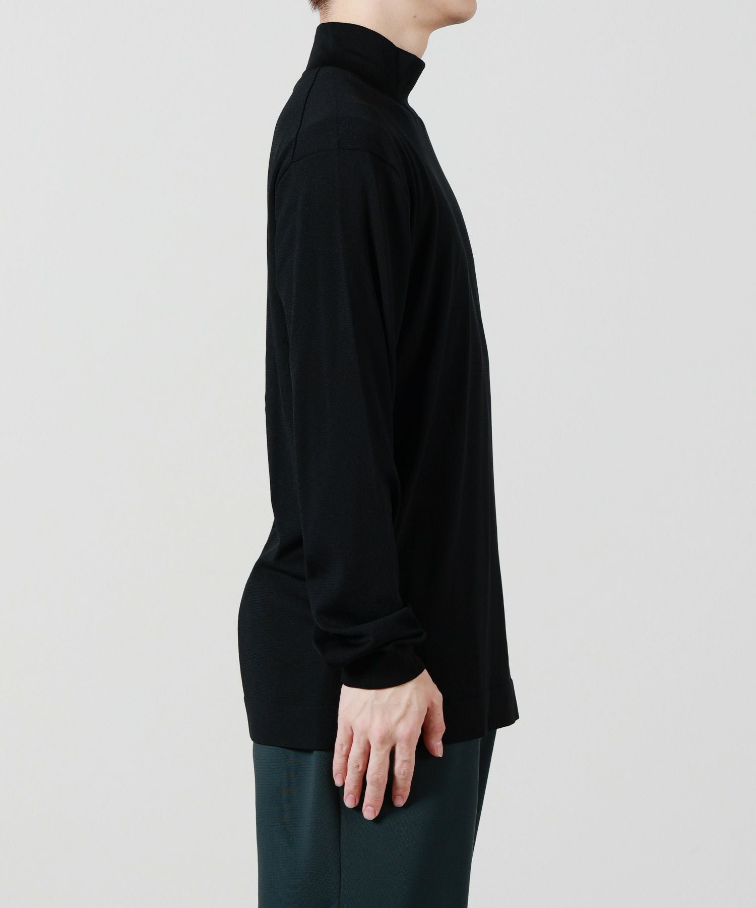 CFCL(シーエフシーエル)】 SOFT HIGH GAUGE MOCKNECK LONG SLEEVE TOP