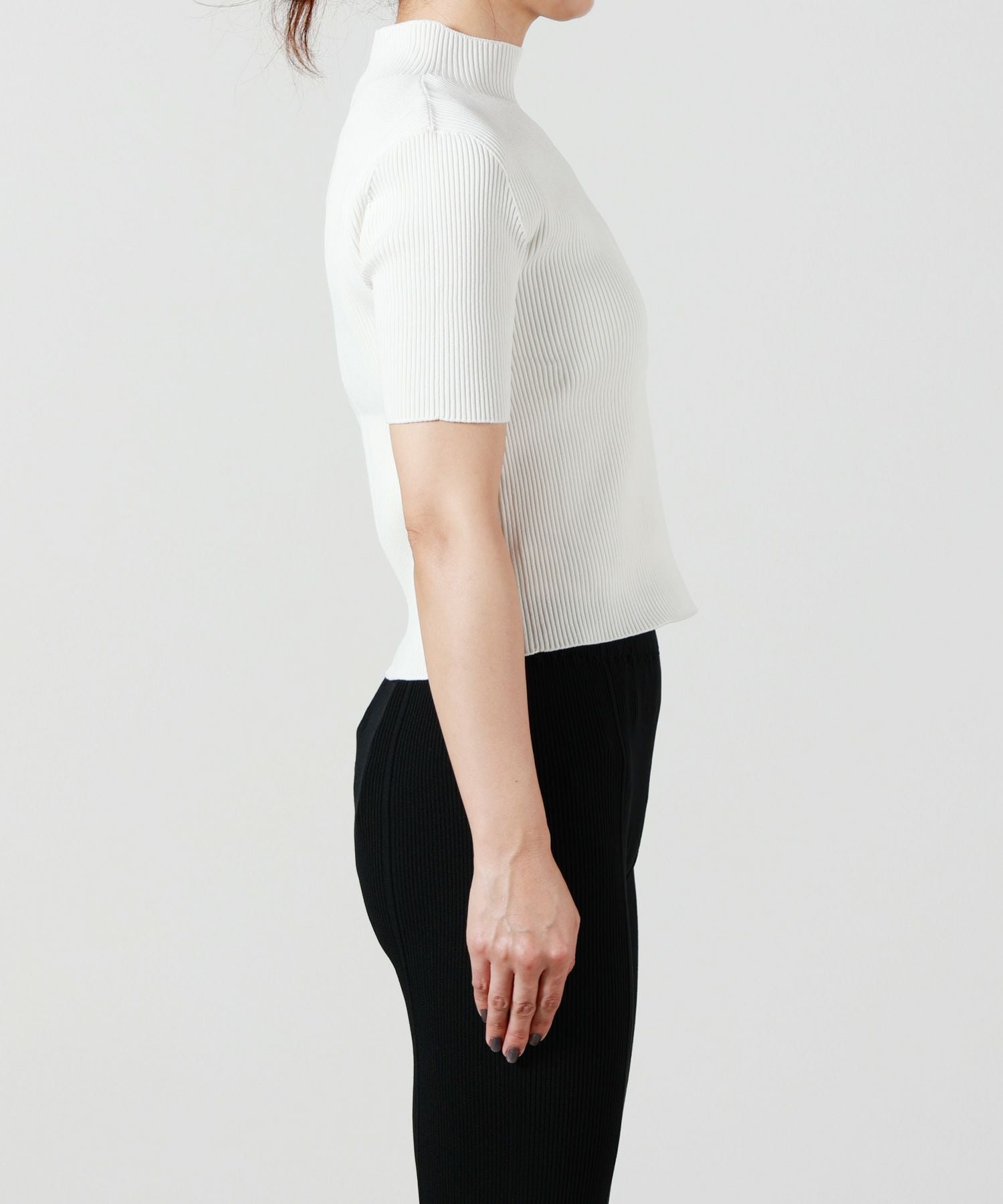 CFCL(シーエフシーエル)】 PORTRAIT SHORT SLEEVE TOP｜PARIGOT ONLINE