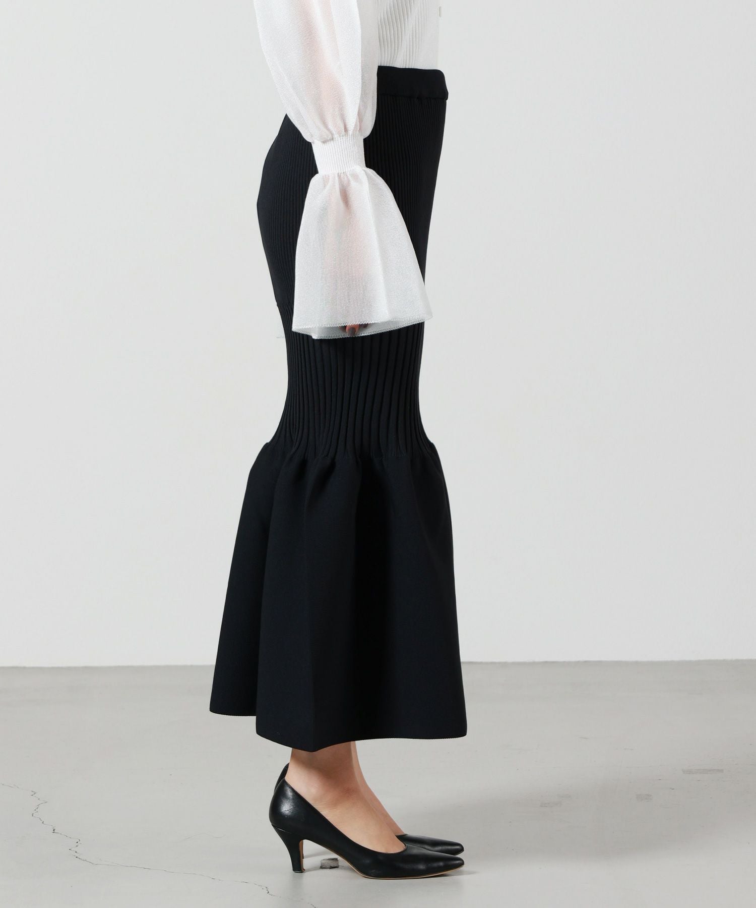 CFCL(シーエフシーエル)】 FLUTED MERMAID SKIRT｜PARIGOT ONLINE