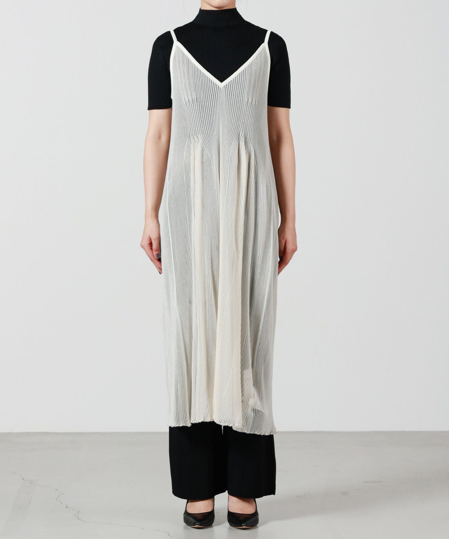 CFCL(シーエフシーエル)】 HYPHA LUCENT GLITTER CAMISOLE DRESS
