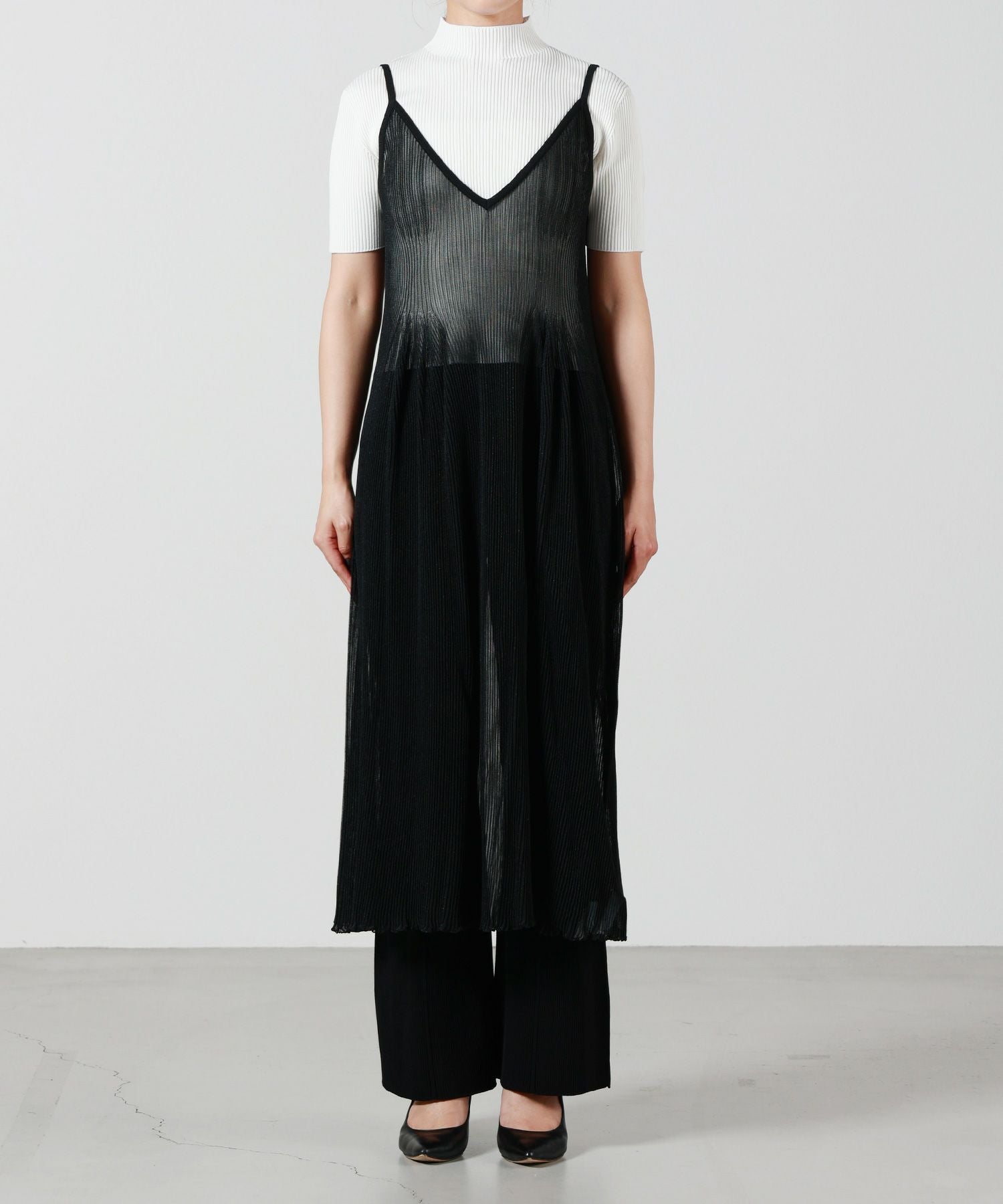 CFCL(シーエフシーエル)】 HYPHA LUCENT GLITTER CAMISOLE DRESS