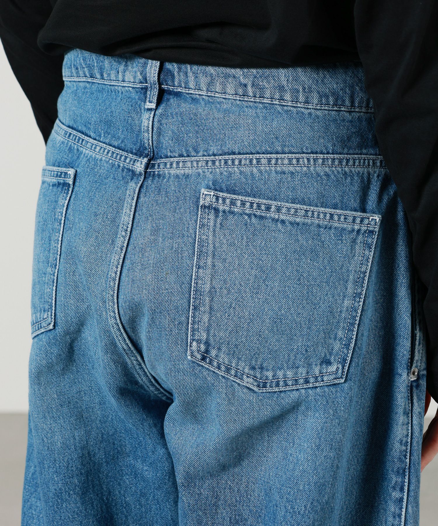 JW Anderson(ジェイダブリューアンダーソン)】 ツイステッドワーク