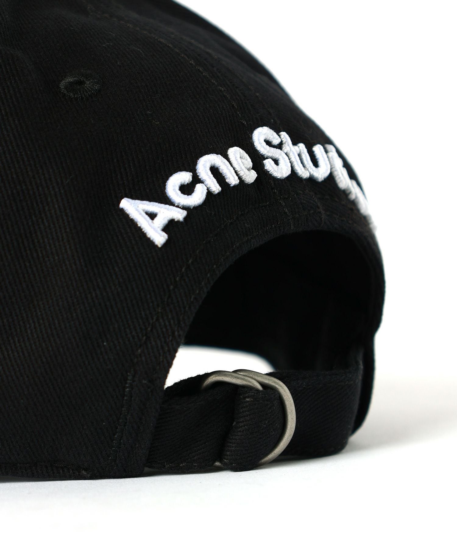 Acne Studios(アクネストゥディオズ)】 ツイルロゴキャップ｜PARIGOT