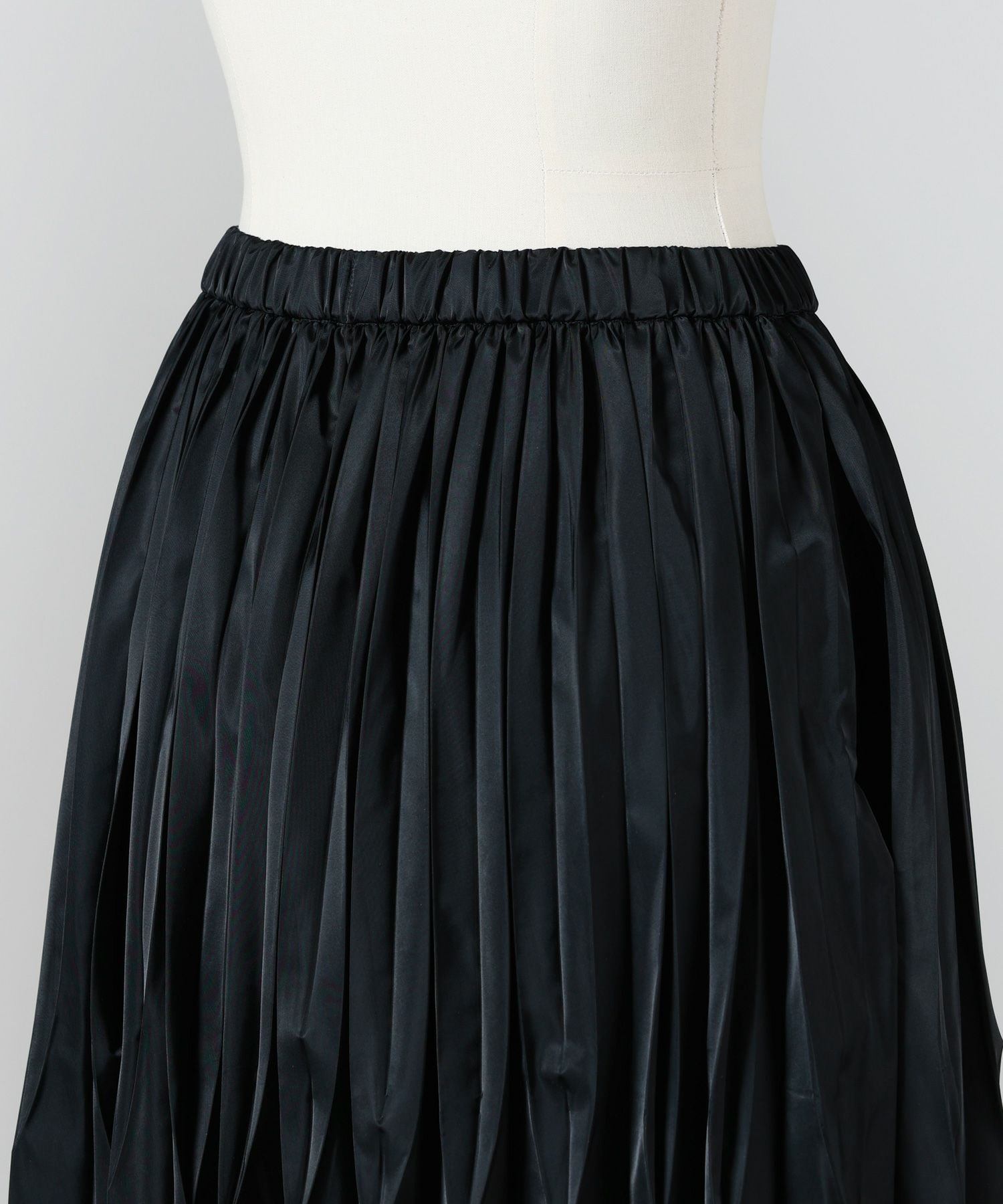 ENFOLD(エンフォルド)】 SQUARE-PLEATS SKIRT｜PARIGOT ONLINE（パリゴ