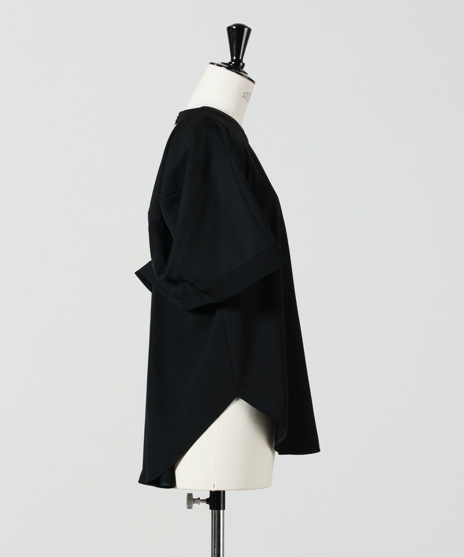 ENFOLD(エンフォルド)】 WING-SLEEVES PULLOVER｜PARIGOT ONLINE