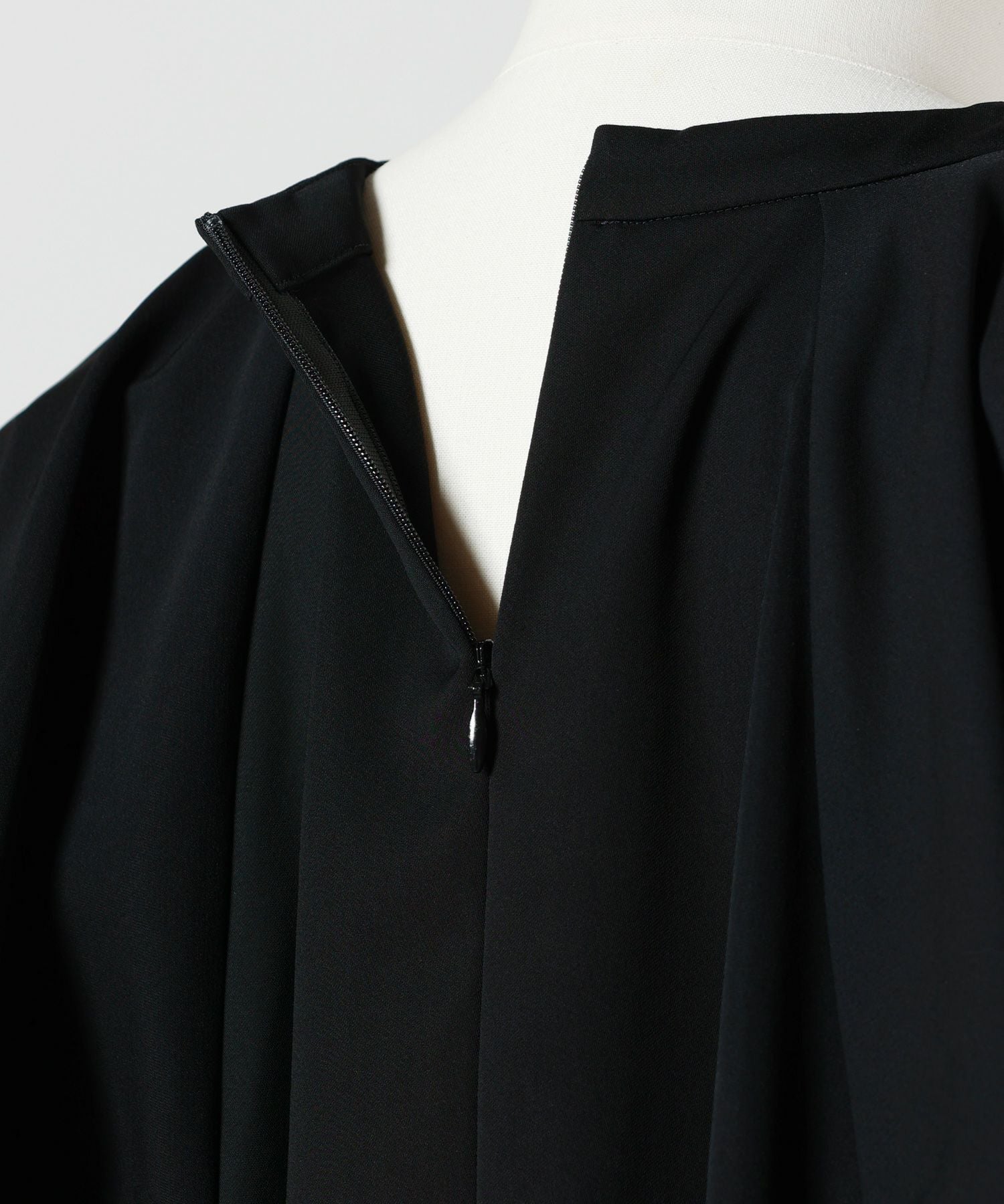 ENFOLD(エンフォルド)】 WING-SLEEVES PULLOVER｜PARIGOT ONLINE