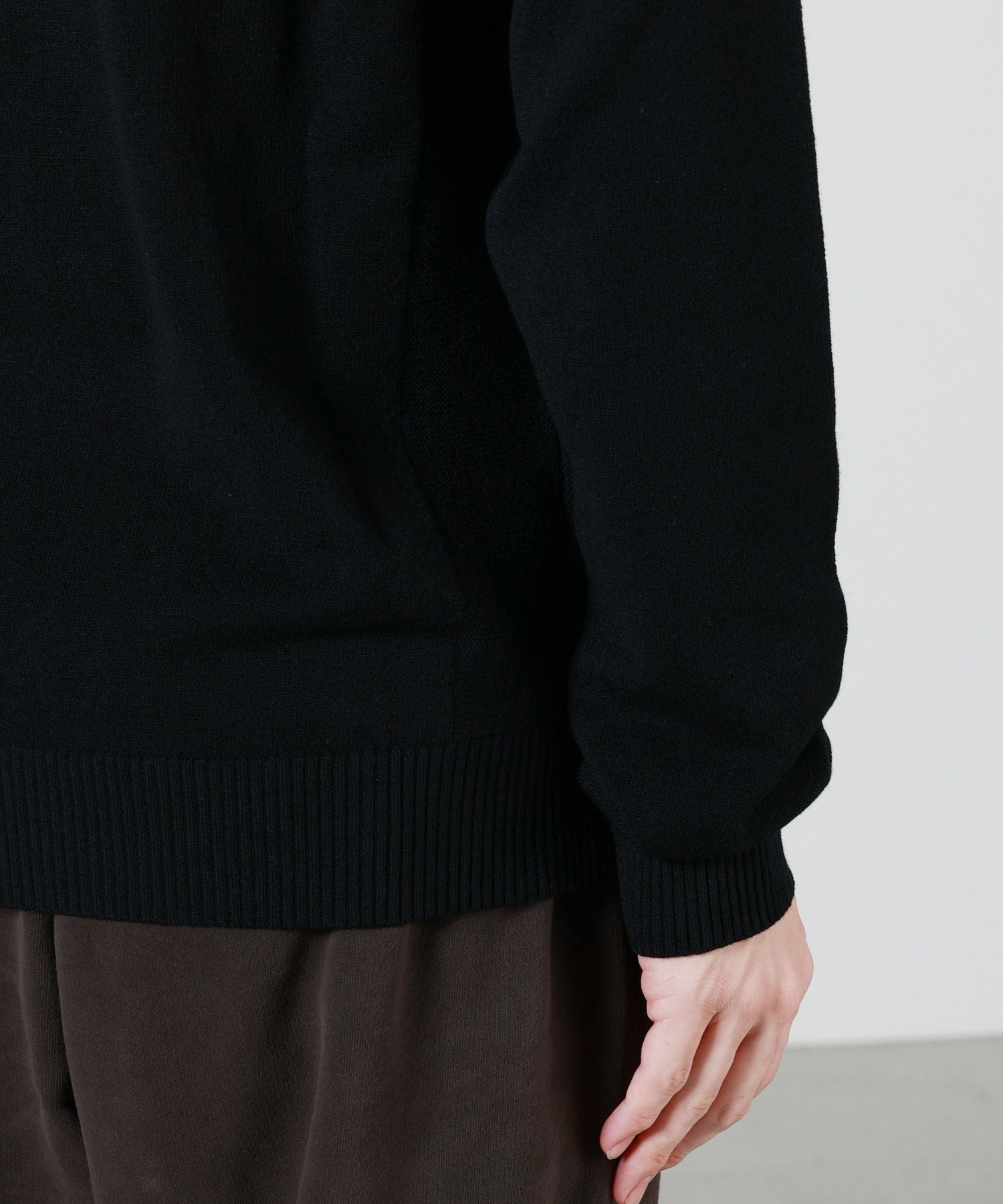 STONE ISLAND(ストーンアイランド)】 STRETCH RWS WOOL - CREW NECK