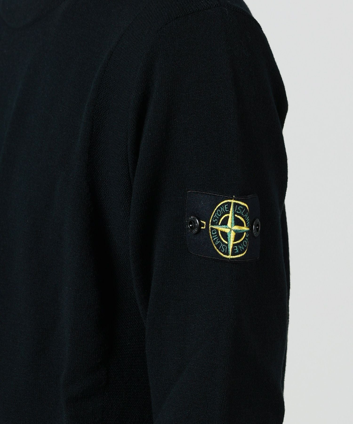STONE ISLAND(ストーンアイランド)】 STRETCH RWS WOOL - CREW NECK