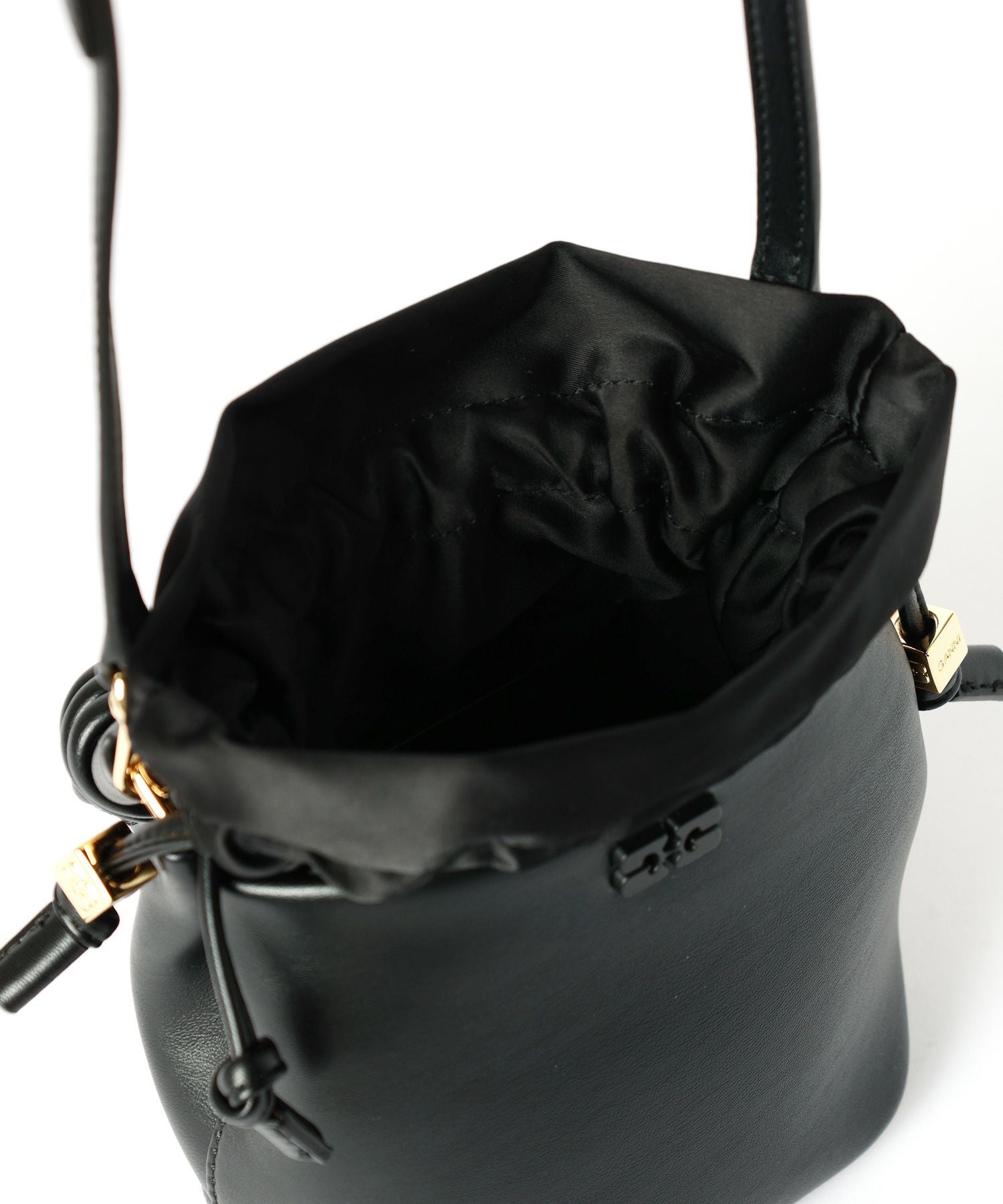 GANNI(ガニー)】 Mini Bou Bucket Bag｜PARIGOT ONLINE（パリゴ