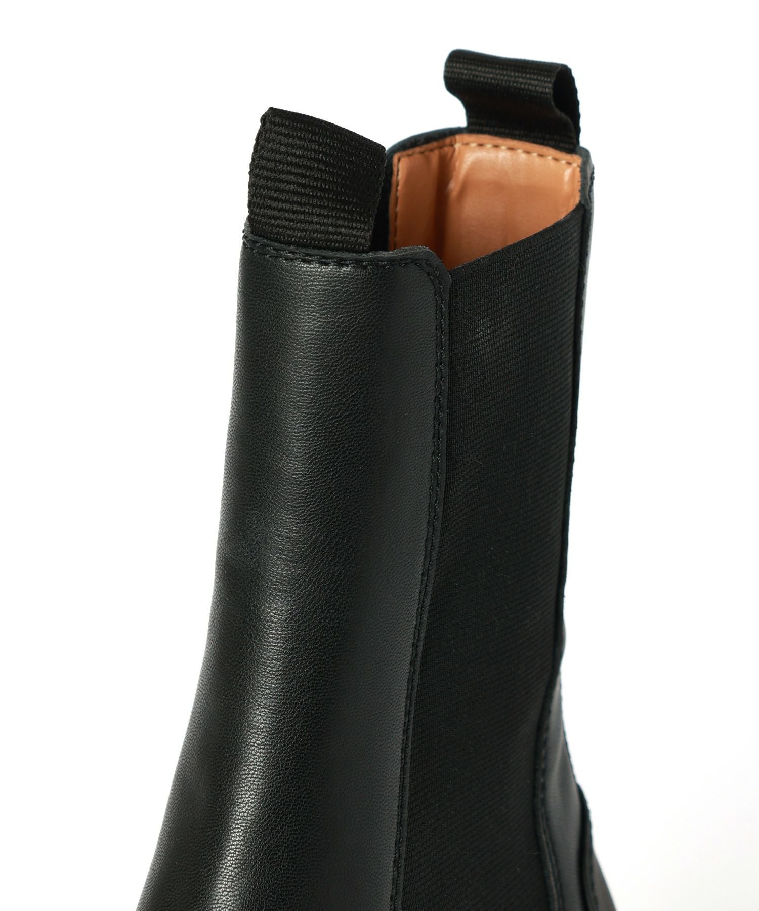 GANNI(ガニー)】 CLEATED MID CHELSEA BOOTS｜PARIGOT ONLINE（パリゴ
