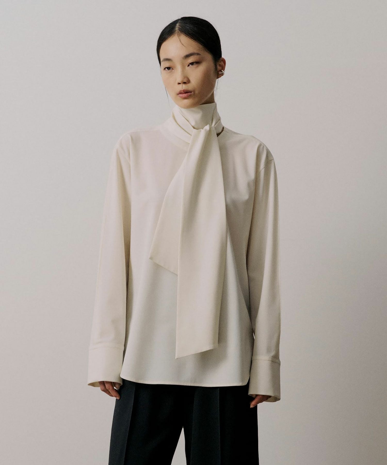 UJOH(ウジョー)】 Bow Tie Shirt｜PARIGOT ONLINE（パリゴオンライン）