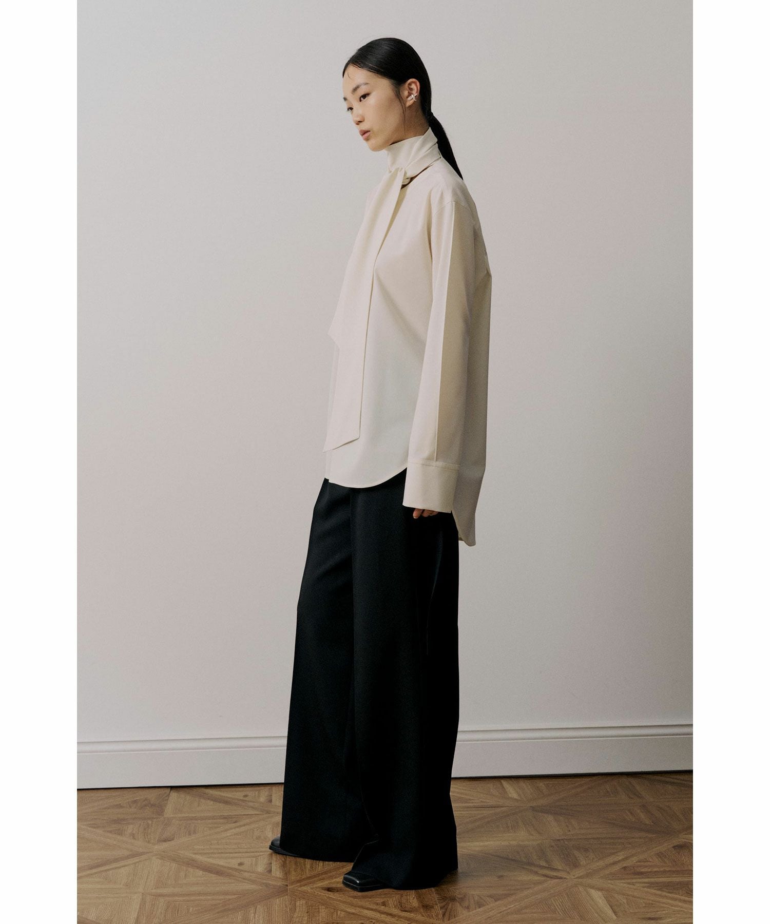 UJOH(ウジョー)】 Bow Tie Shirt｜PARIGOT ONLINE（パリゴオンライン）