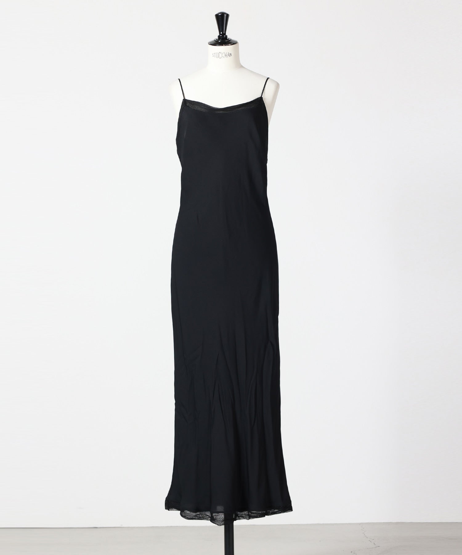 TOTEME(トーテム)】 Satin slip dress｜PARIGOT ONLINE（パリゴ