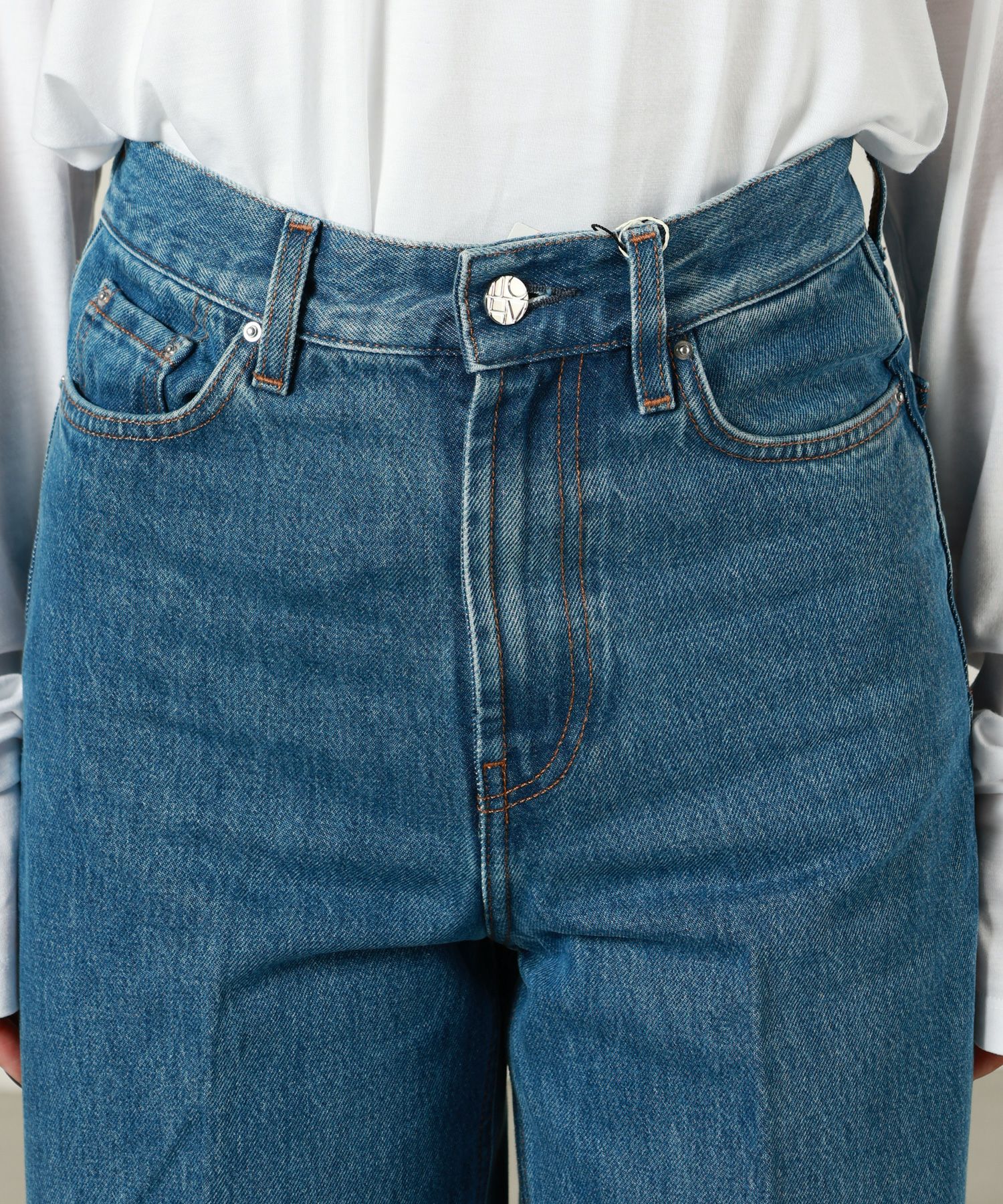 TOTEME(トーテム)】 Wide leg denim｜PARIGOT ONLINE（パリゴオンライン）
