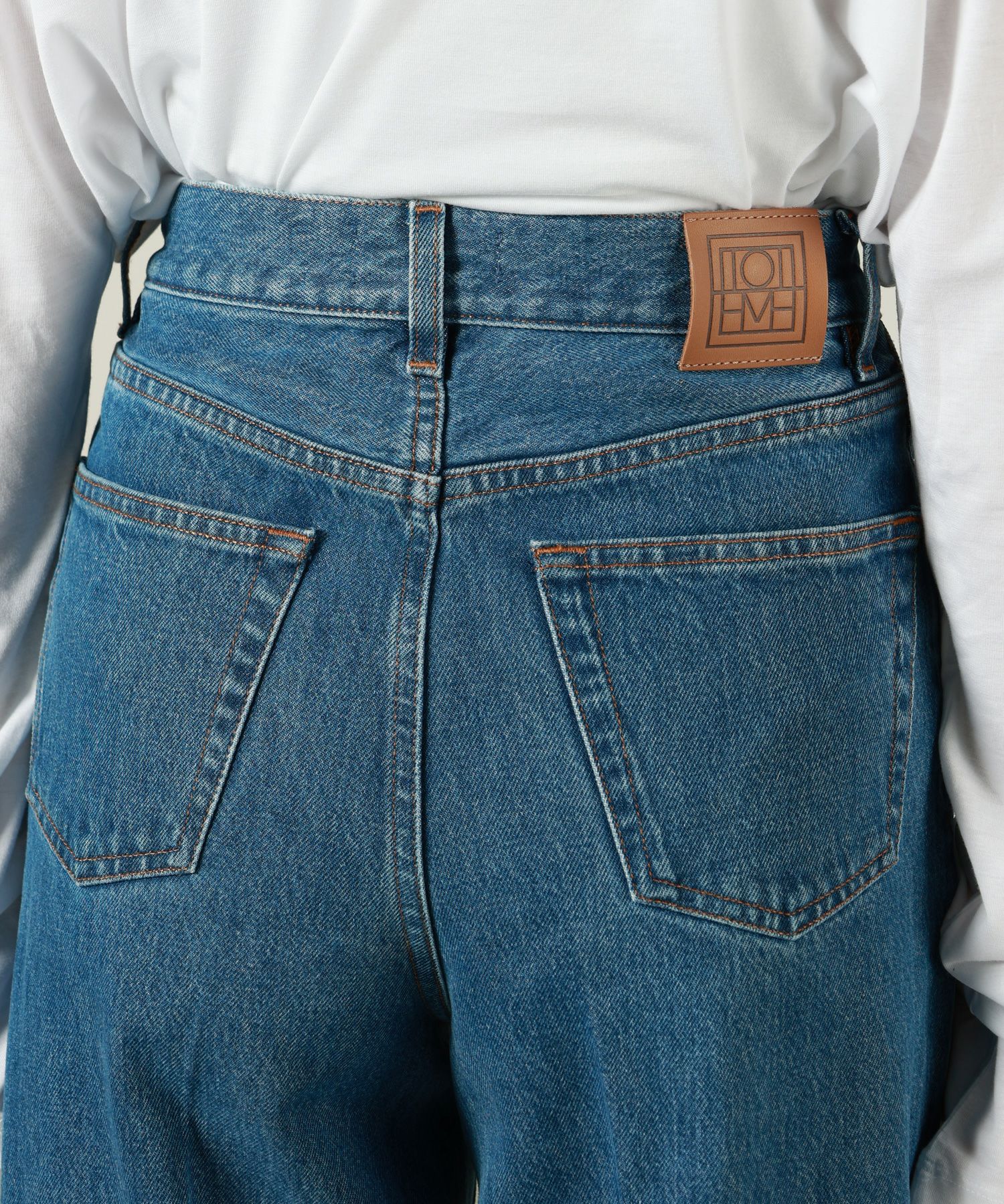 TOTEME(トーテム)】 Wide leg denim｜PARIGOT ONLINE（パリゴオンライン）