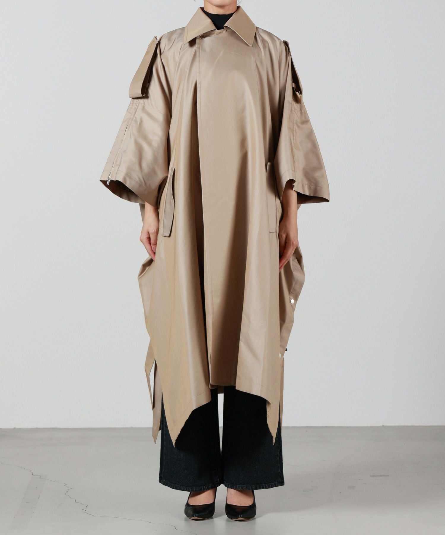 TOGA PULLA(トーガプルラ)】 TWILL PONCHO｜PARIGOT ONLINE（パリゴ