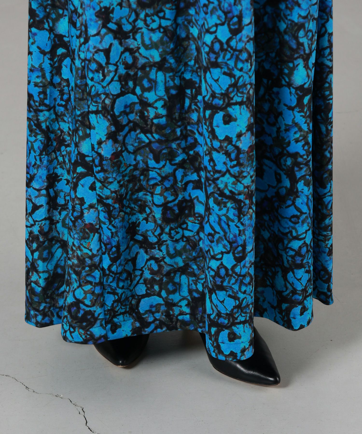 TOGA PULLA(トーガプルラ)】 SMOOTH JERSEY DRESS｜PARIGOT ONLINE