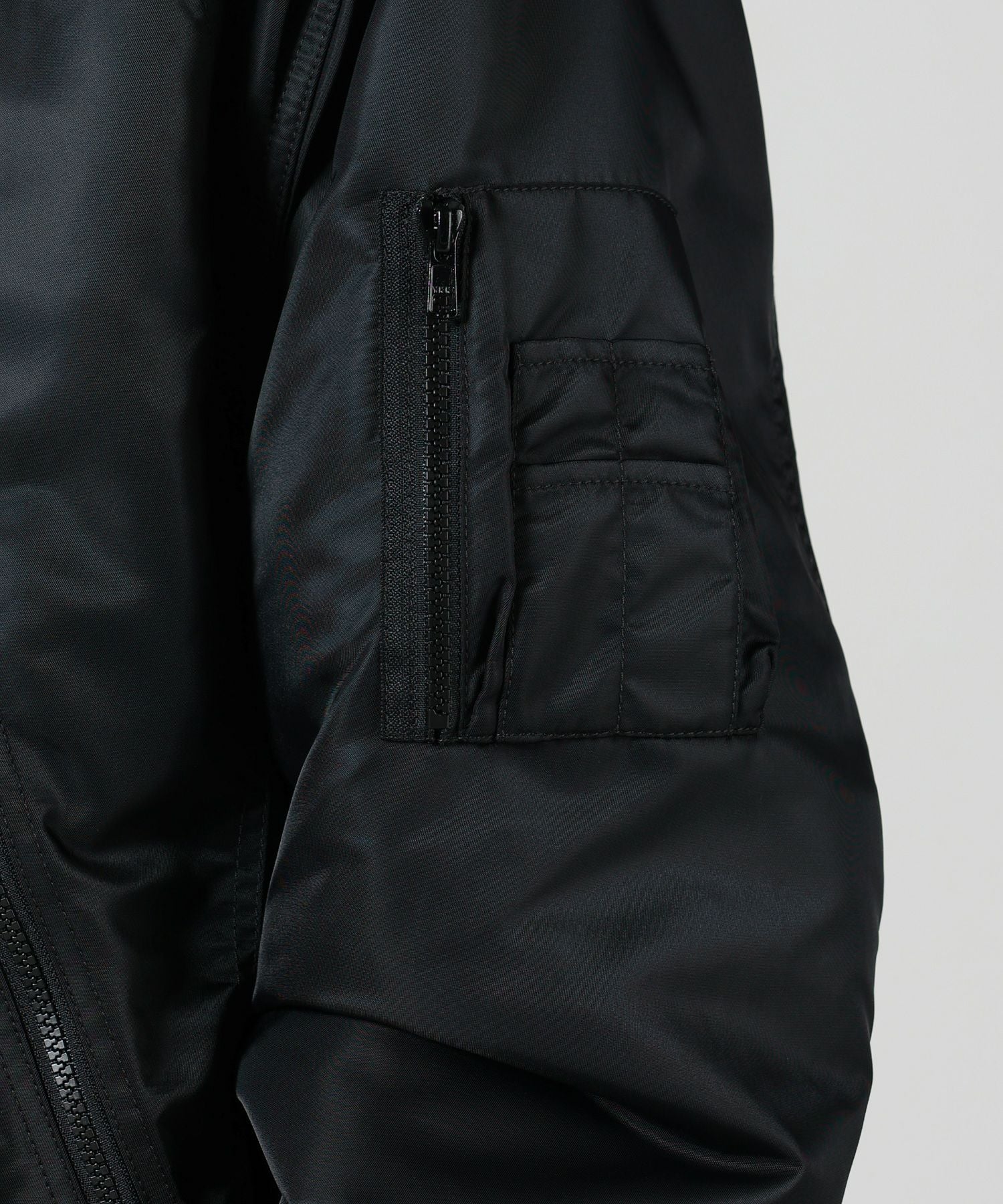 MM6 Maison Margiela(エムエムシックス メゾン マルジェラ)】 ボンバー