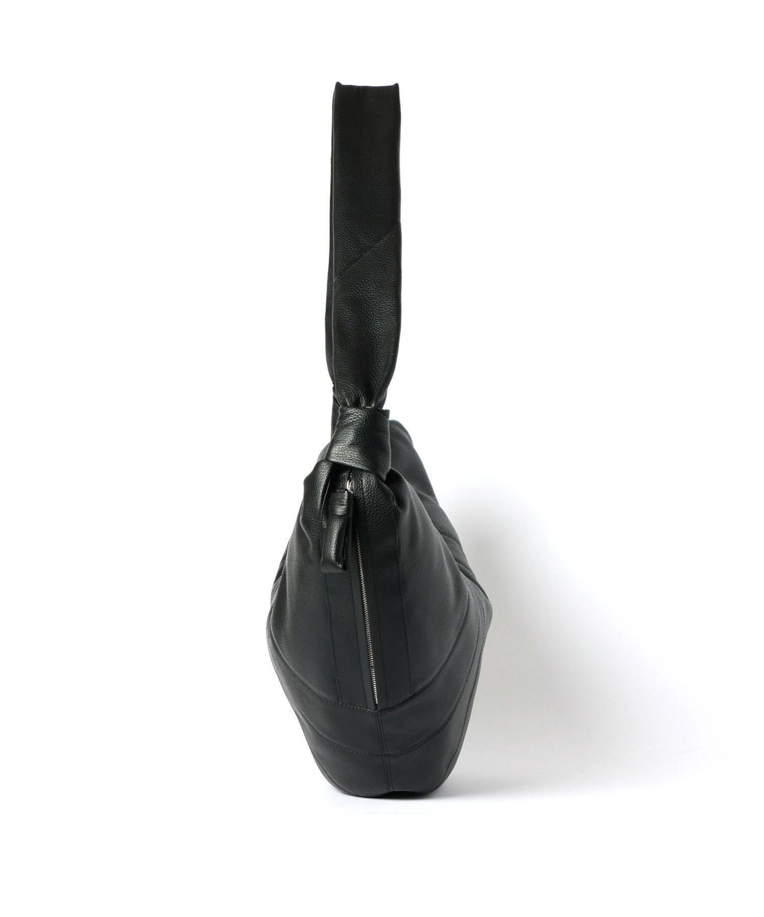 LEMAIRE(ルメール)】 LARGE CROISSANT BAG IN LEATHER｜PARIGOT ONLINE