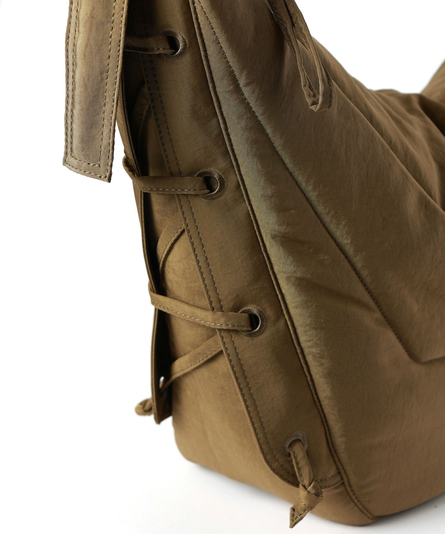 LEMAIRE(ルメール)】 LARGE SOFT GAME BAG IN NYLON CANVAS｜PARIGOT