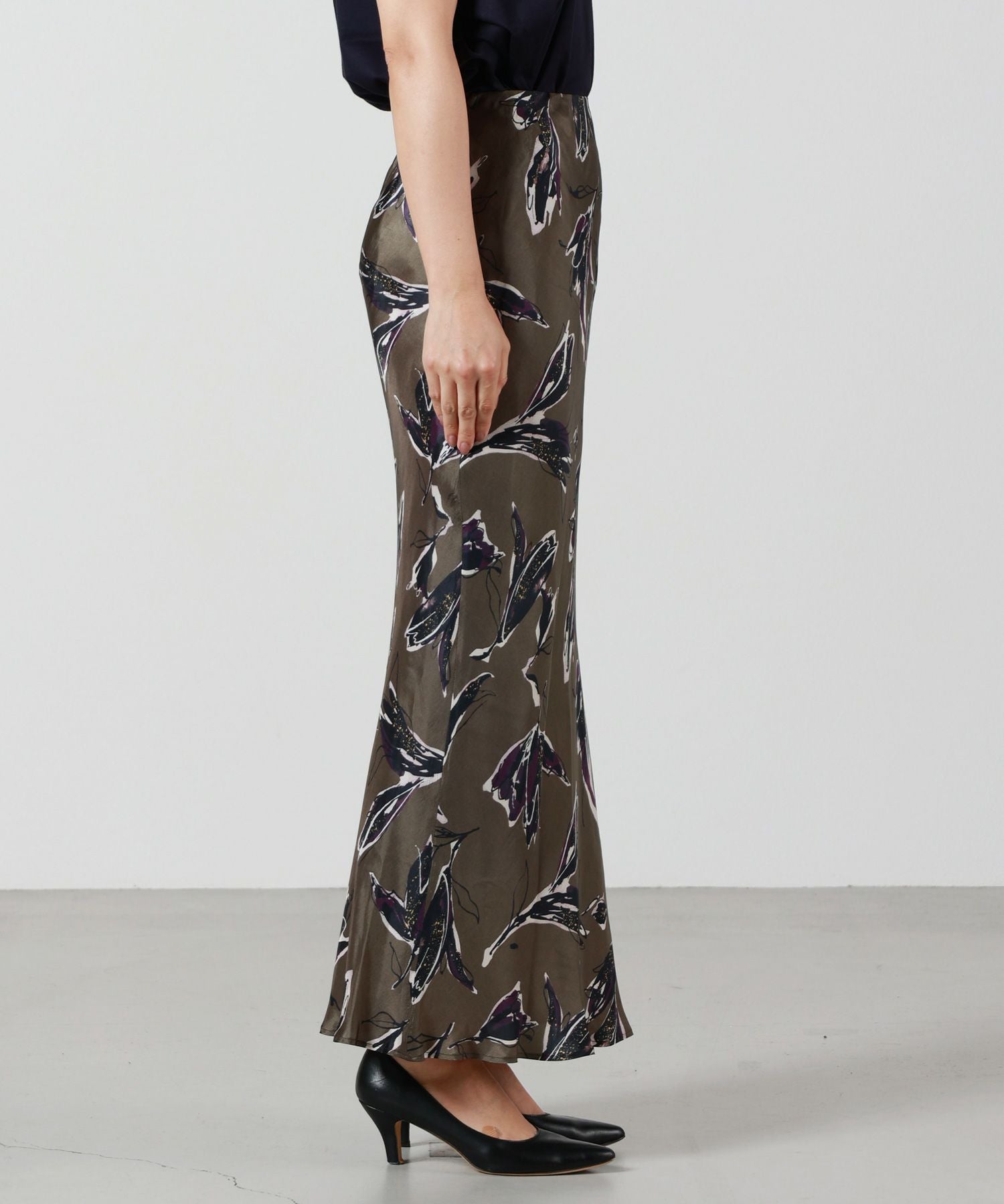 SACRA(サクラ)】 AUTUMN FLORA LONG SKIRT｜PARIGOT ONLINE（パリゴ