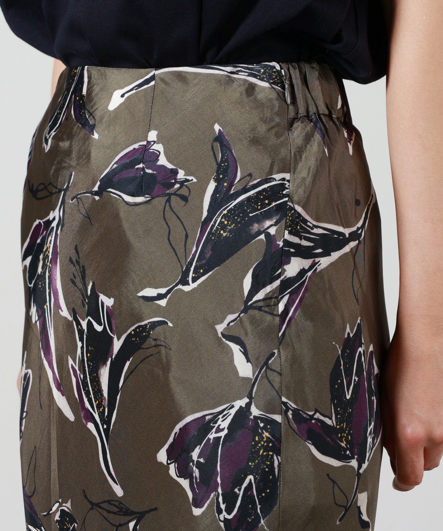 SACRA(サクラ)】 AUTUMN FLORA LONG SKIRT｜PARIGOT ONLINE（パリゴ