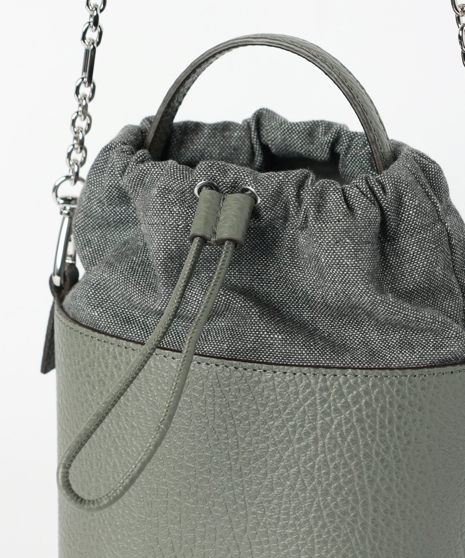 Maison Margiela(メゾンマルジェラ)】 5AC バケットバッグ スモール