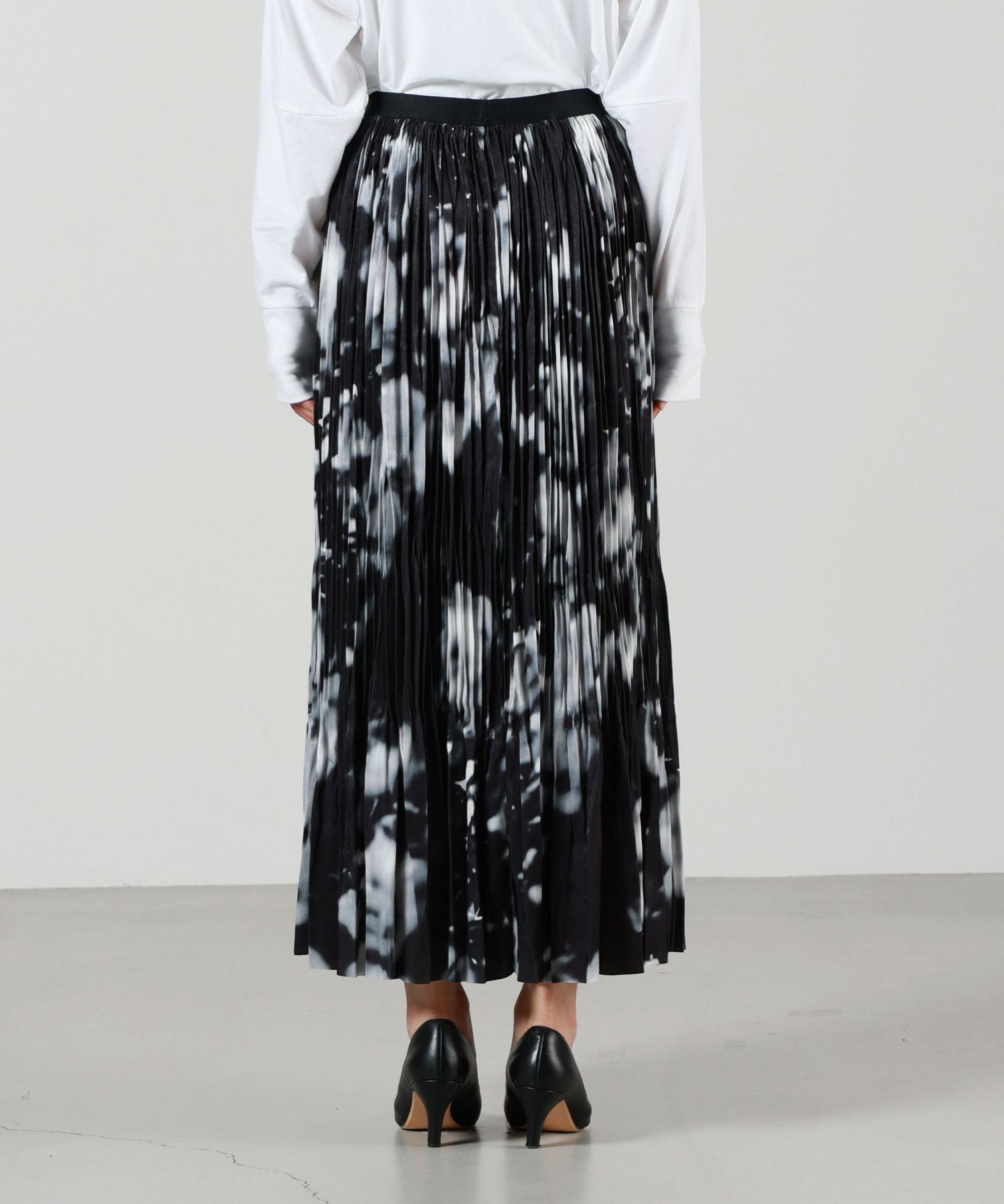 08sircus(08サーカス)】 Bokashi print pleated skirt｜PARIGOT ONLINE