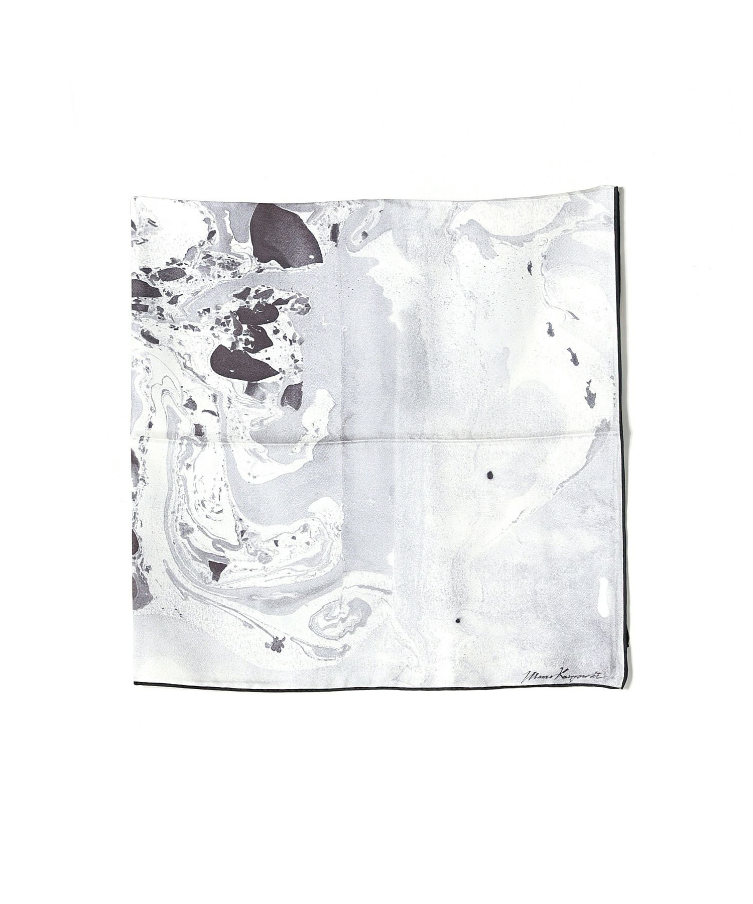Mame Kurogouchi(マメ クロゴウチ)】 Hand Printed Silk Scarf