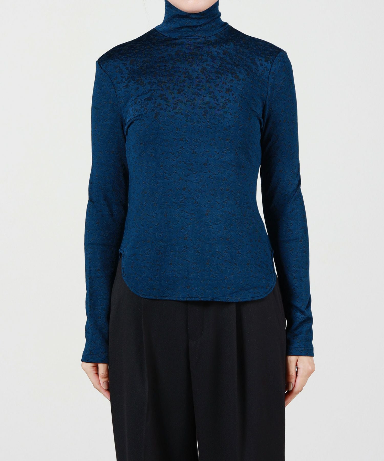 Mame Kurogouchi(マメ クロゴウチ)】Floral Jacquard Fraise Stitch