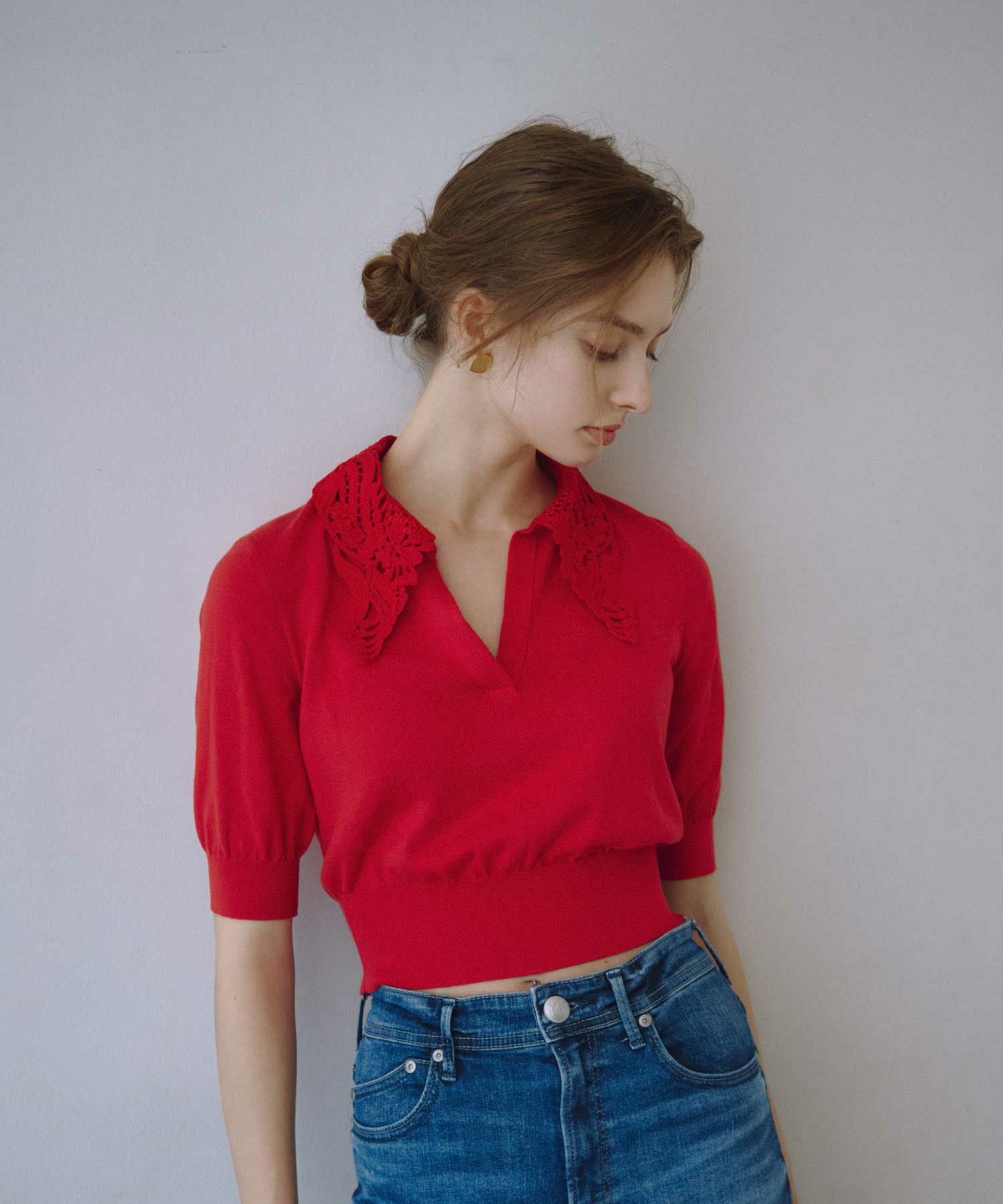 Mame Kurogouchi(マメ クロゴウチ)】Embroidery Collar Knitted Top